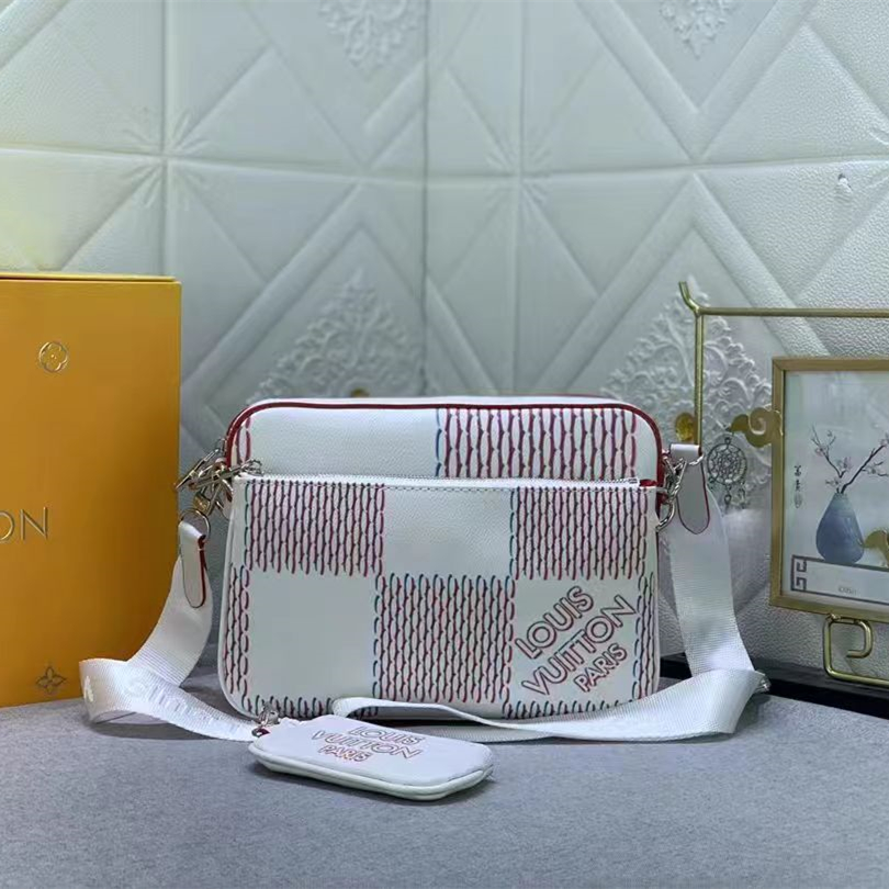 Louis Vuitton Monogram Eclipse Reverse Shoulder Bags Size 25*18.5*7cm