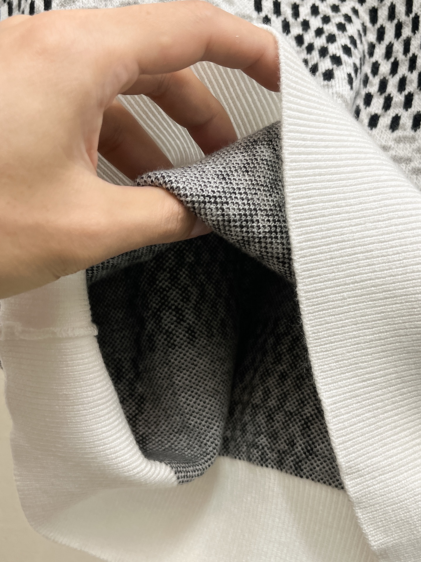 Louis Vuitton Unisex Sweatshirt Size M-XXXL