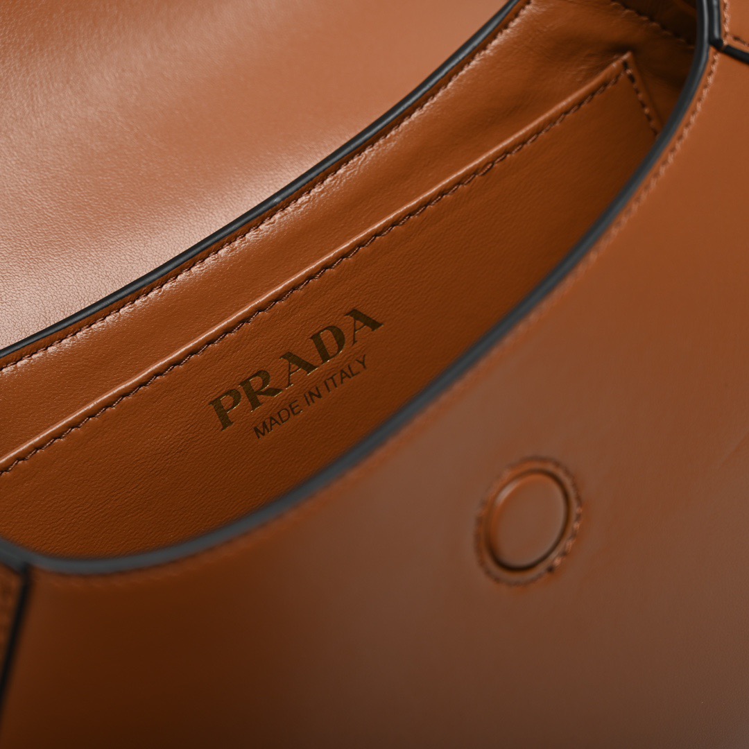 Prada 1BD358 Small Leather Shoulder Bags Size 25*15*5.5cm