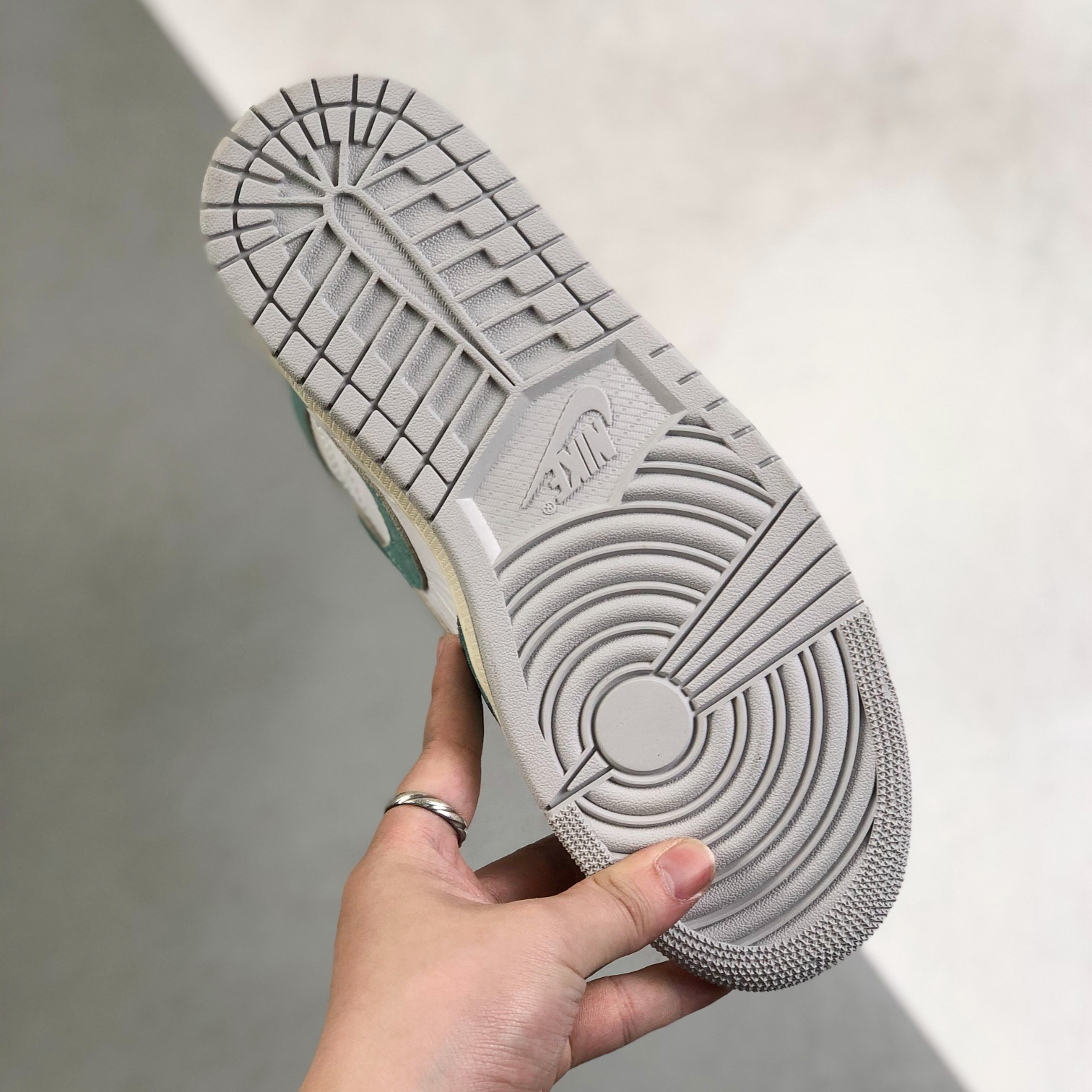 Nike Air Jordan 1 High Top Sneakers Shoes Gr. 36-46