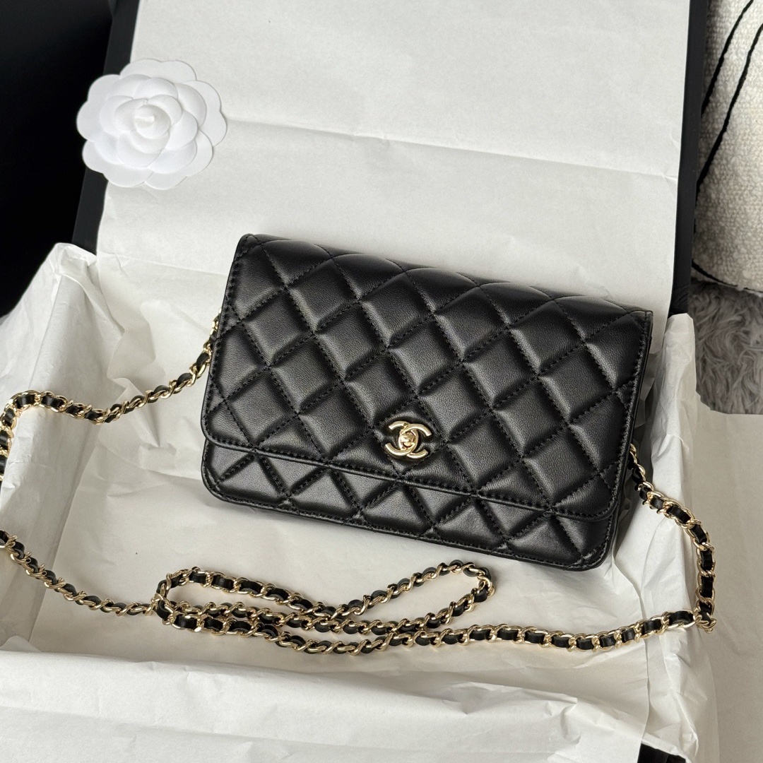 Chanel AP4241 woc Shoulder Bags 19*12*3cm
