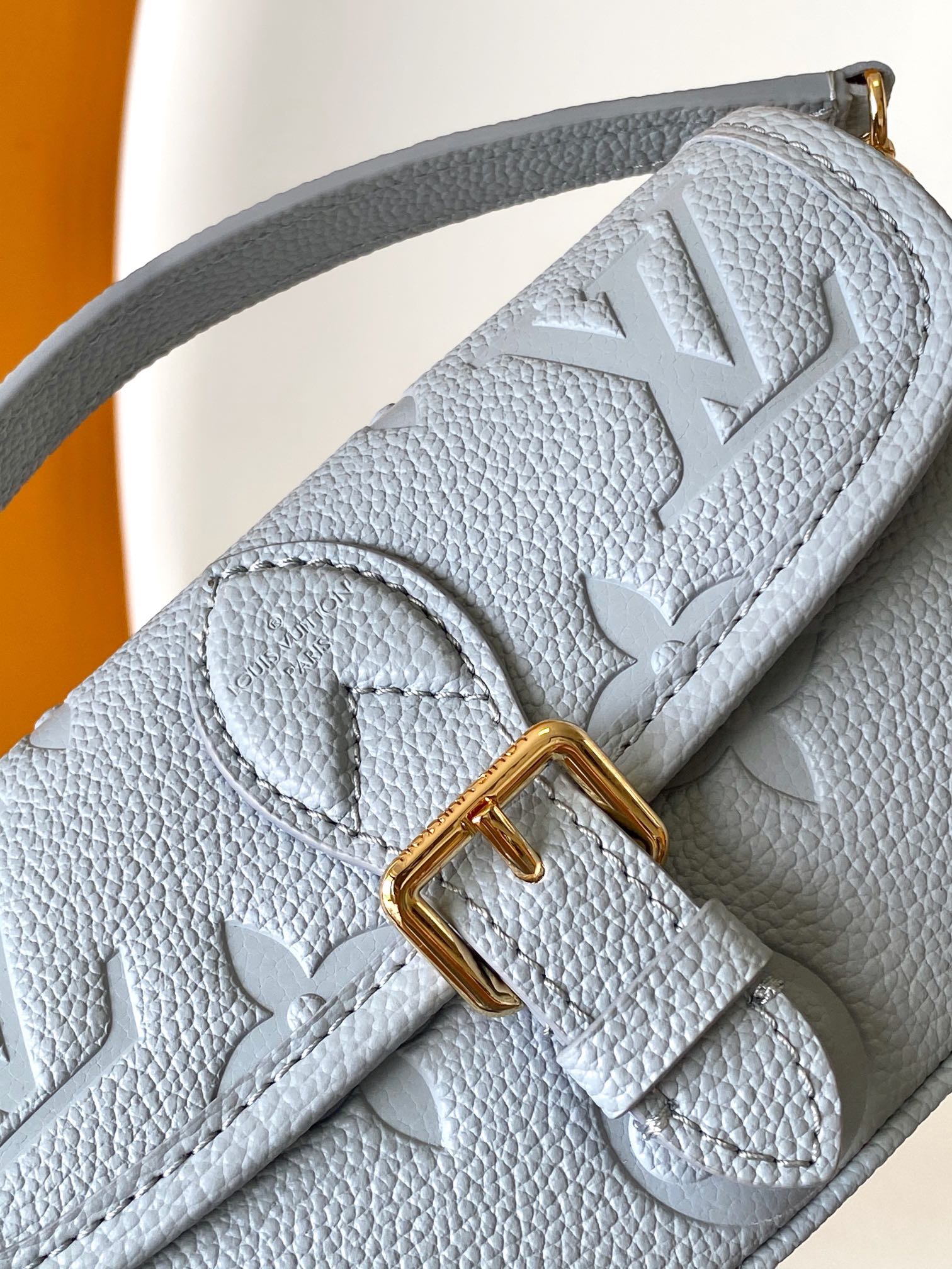 Louis Vuitton M83592 Nano Diane Women Shoulder Bags Size 19*10.5*6cm