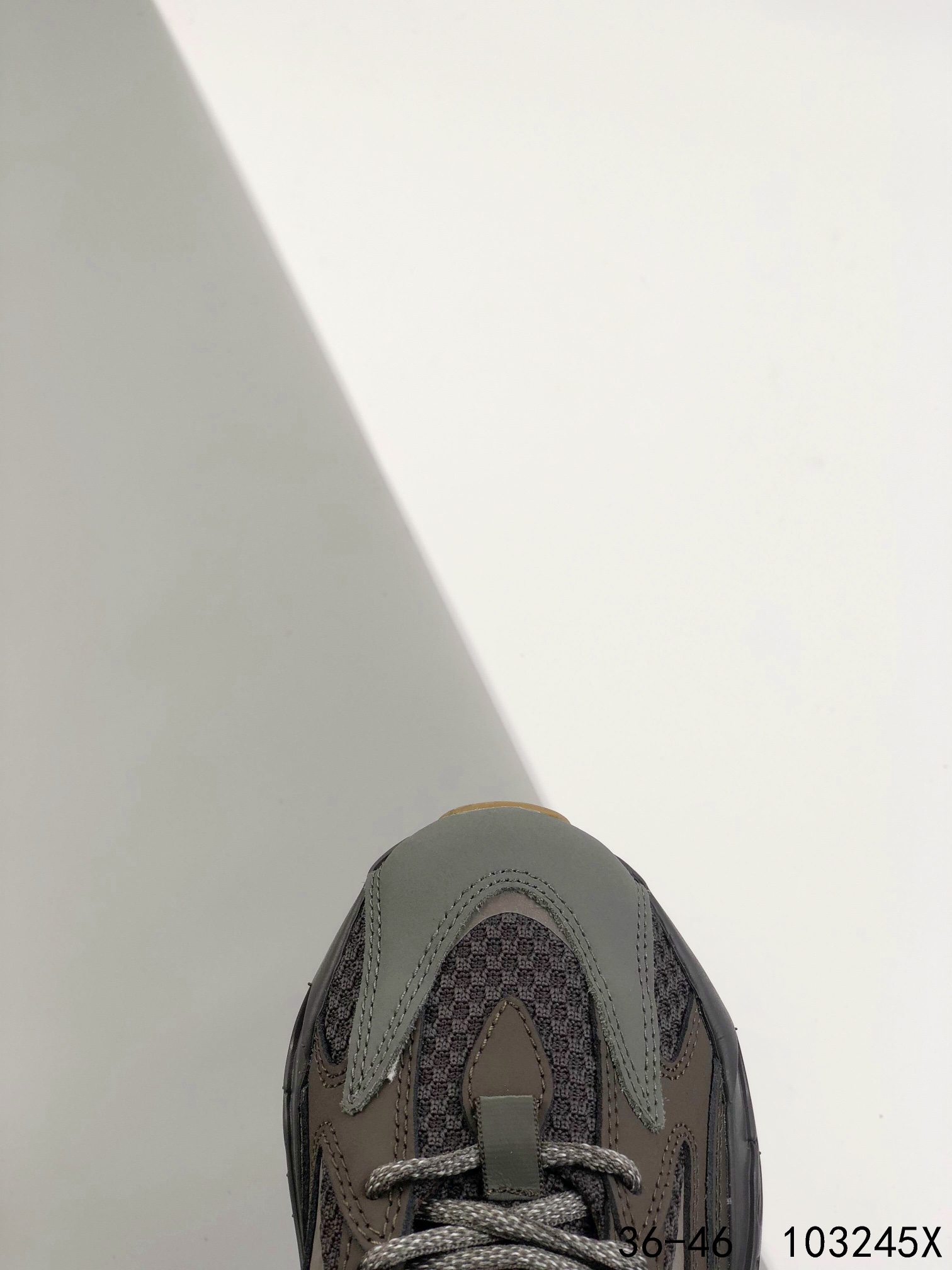 Yeezy Boost 700 V1 Sun Mens/Women's Sneakers Shoes 36 - 45