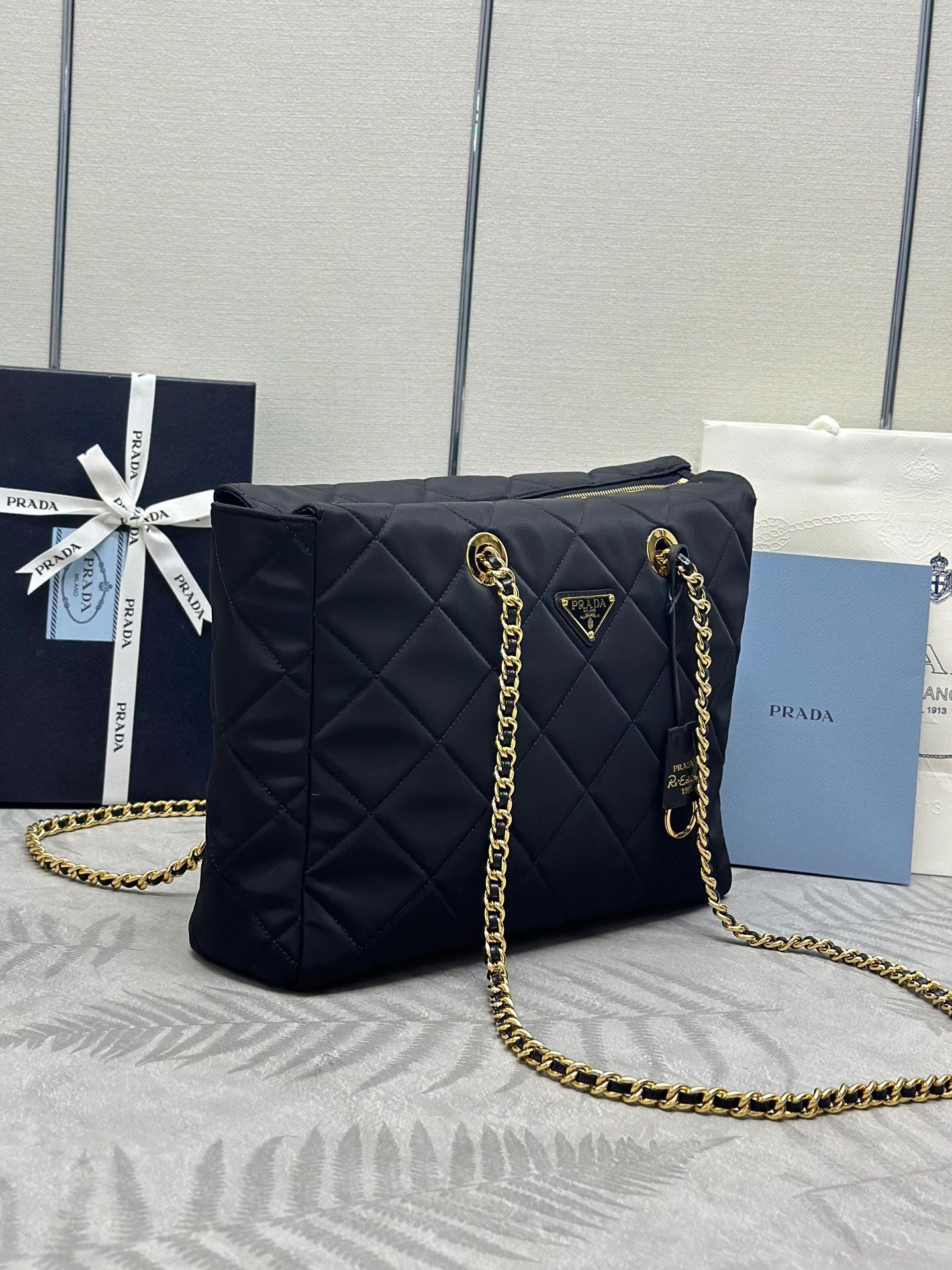 Prada 1BG467 Re-Edition 1995 Chaîne large Re-Nylon bag Size 35*25*9cm