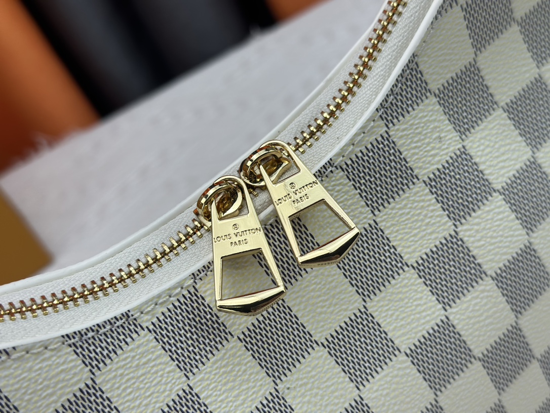 Louis Vuitton Odeon Monogram Women Bags Size 27*16*10cm