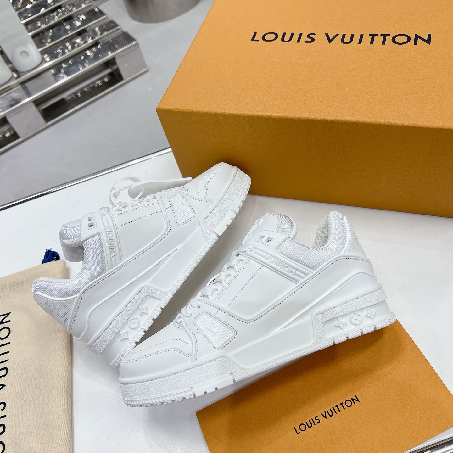 Louis Vuitton Trainer Sneaker White Size 36-46