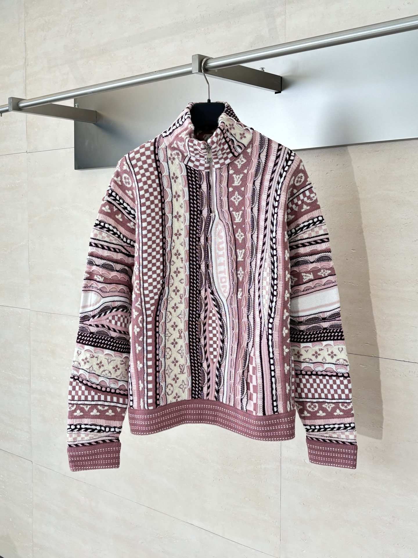 Louis Vuitton Unisex Sweatshirt Size S-XL