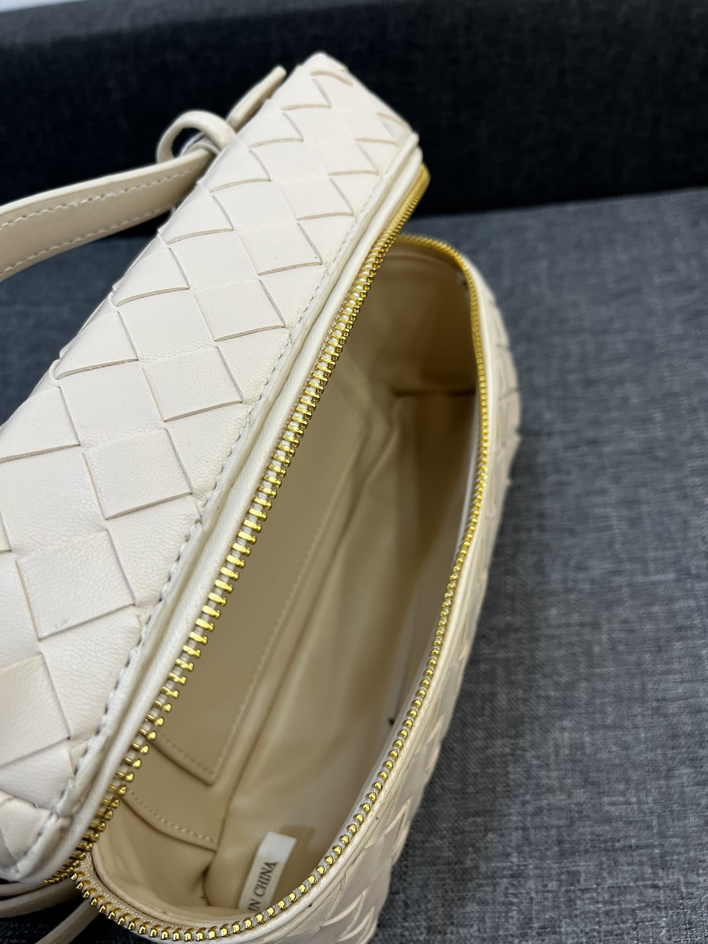 Bottega Veneta Vanity Case Shoulder Bags 24*13*6cm