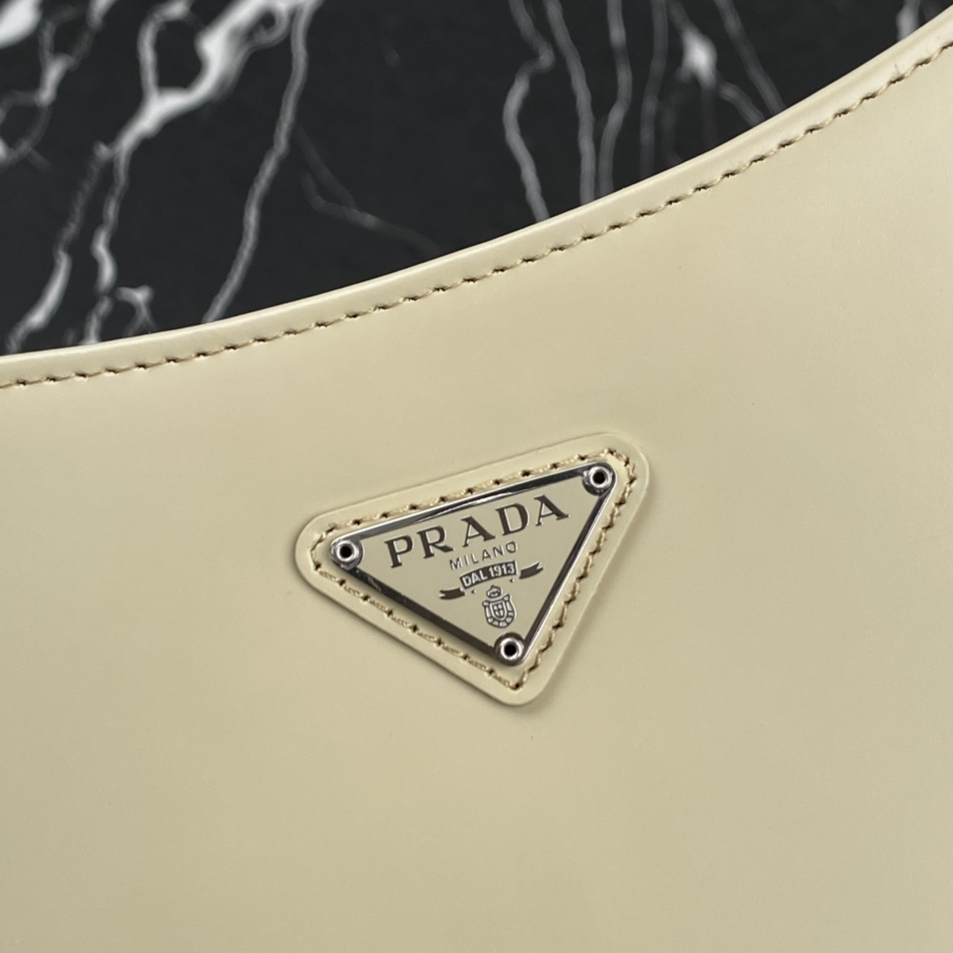 Prada 1BC499 Cleo Brushed Leather Shoulder Bags Size 27*22*6cm