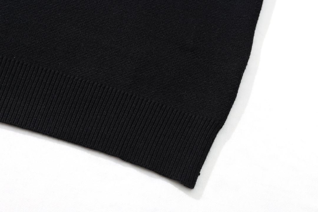 Louis Vuitton Unisex Sweatshirt Size S-XL