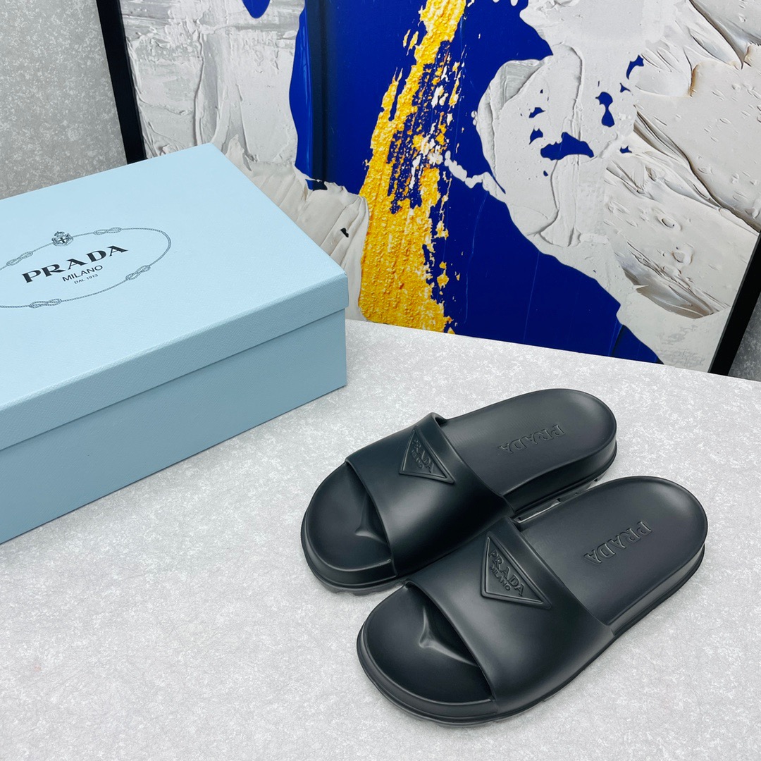 Prada Rubber Slippers Size 35-45 Black/White