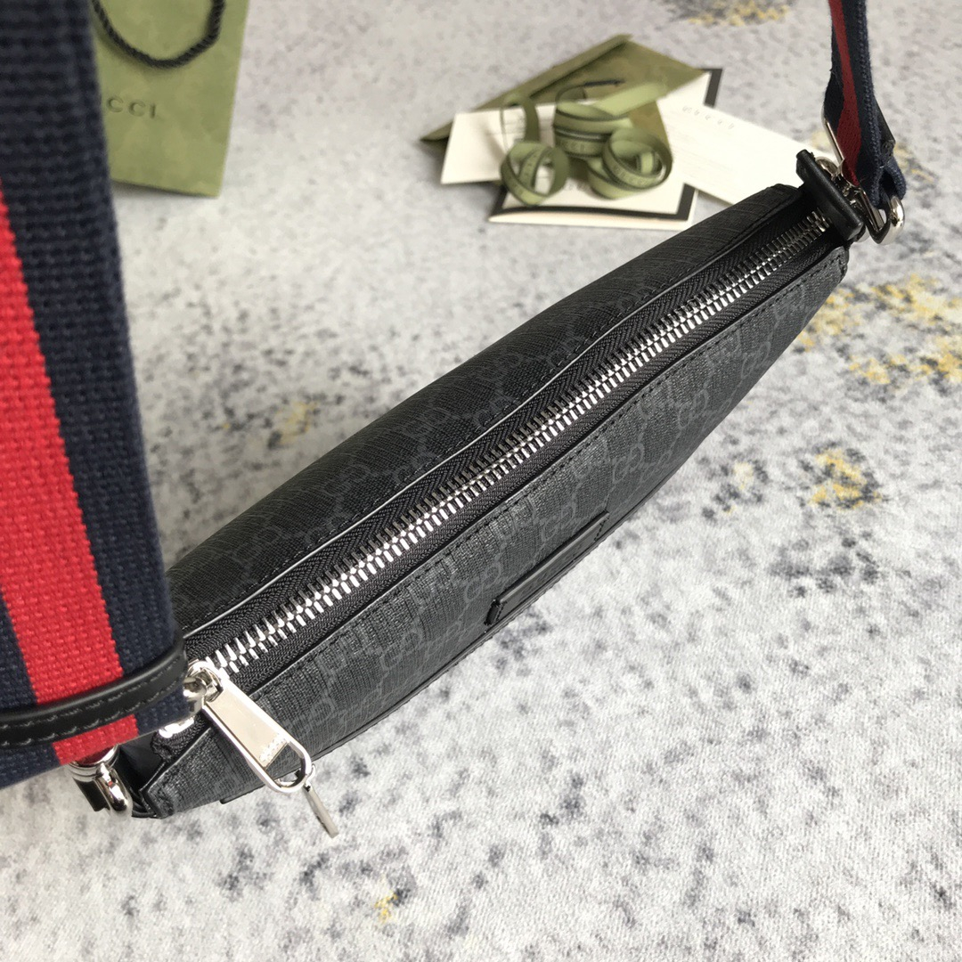 Gucci GG Supreme Black Messenger Bags for Men 2-Size