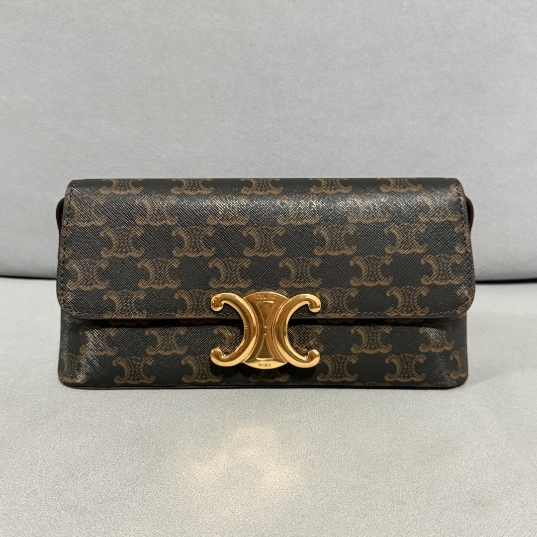 Celine 25ss Lulu Shoulder Bags Size 24*11.5*8cm