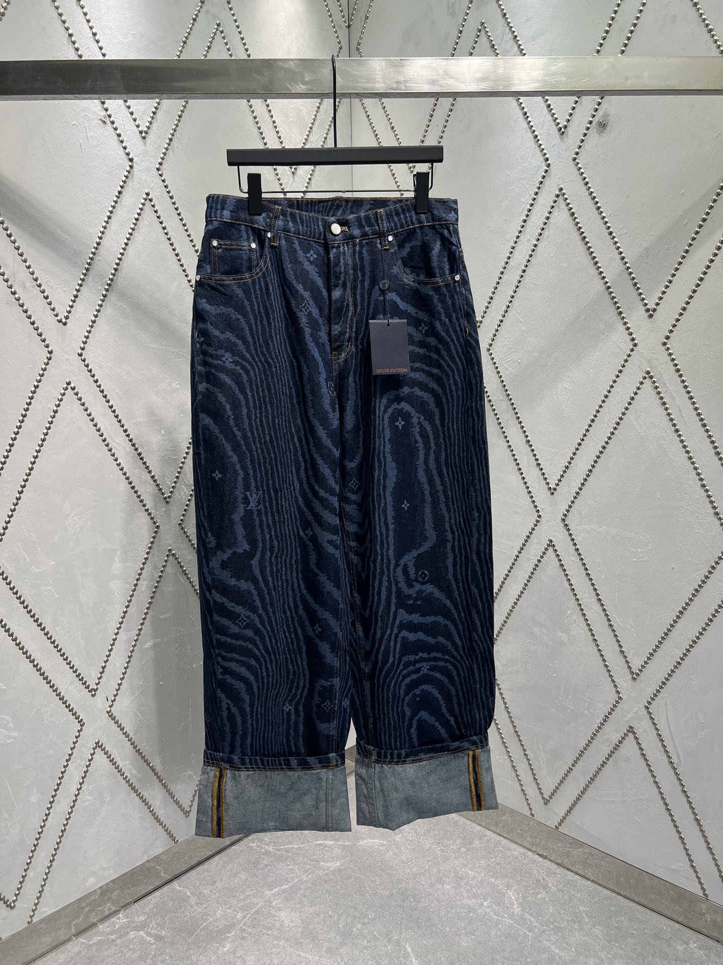 Louis Vuitton New Jeans Size S-XXL