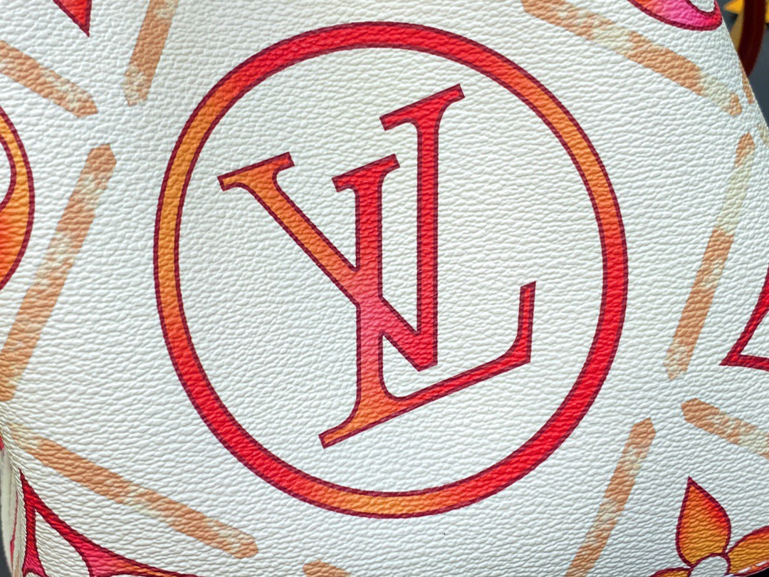 Louis Vuitton M25315 Néonoé BB Shoulder Bag Size 20*20*13cm