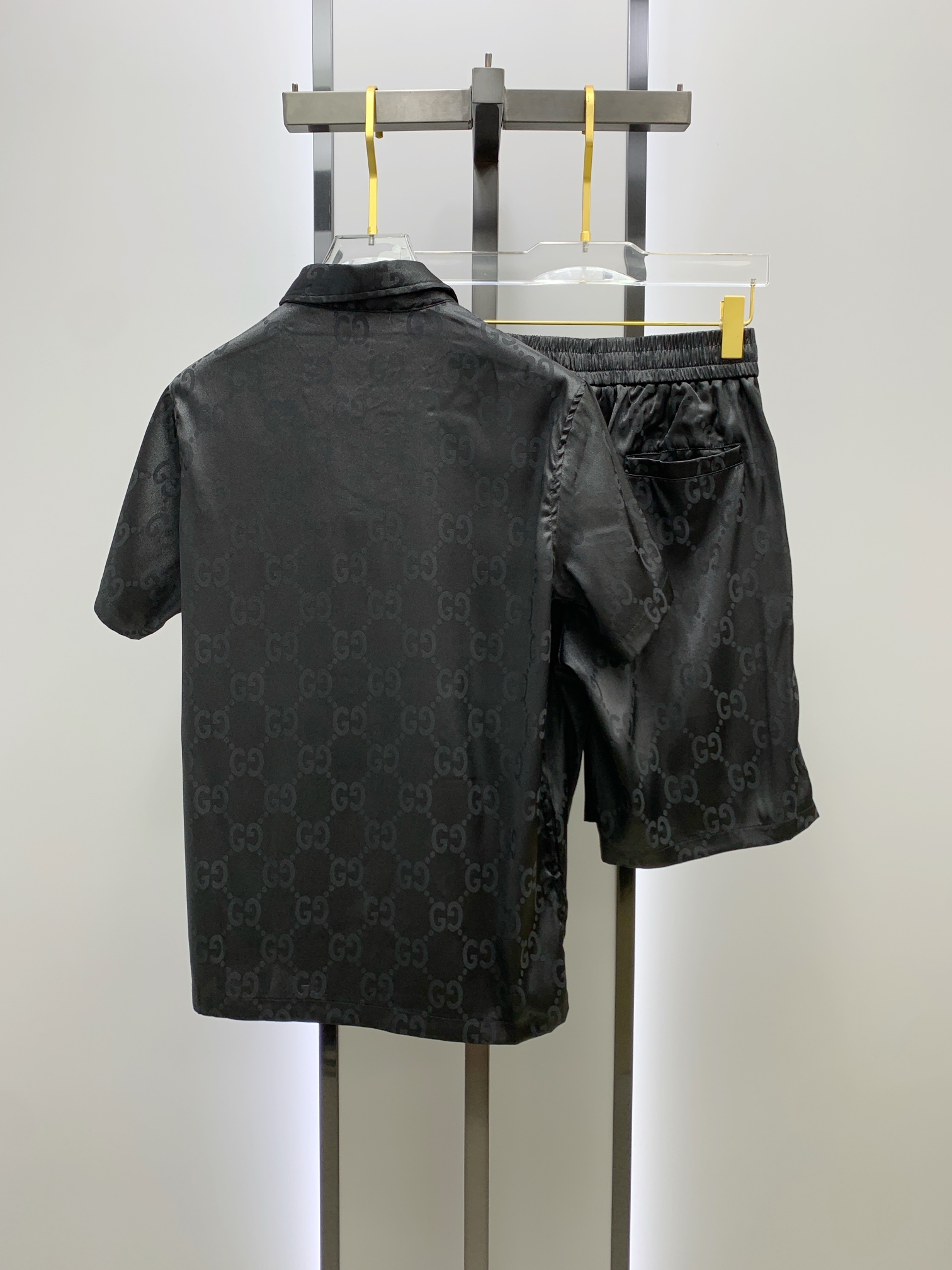 Gucci Sommeranzug Size M-XXL