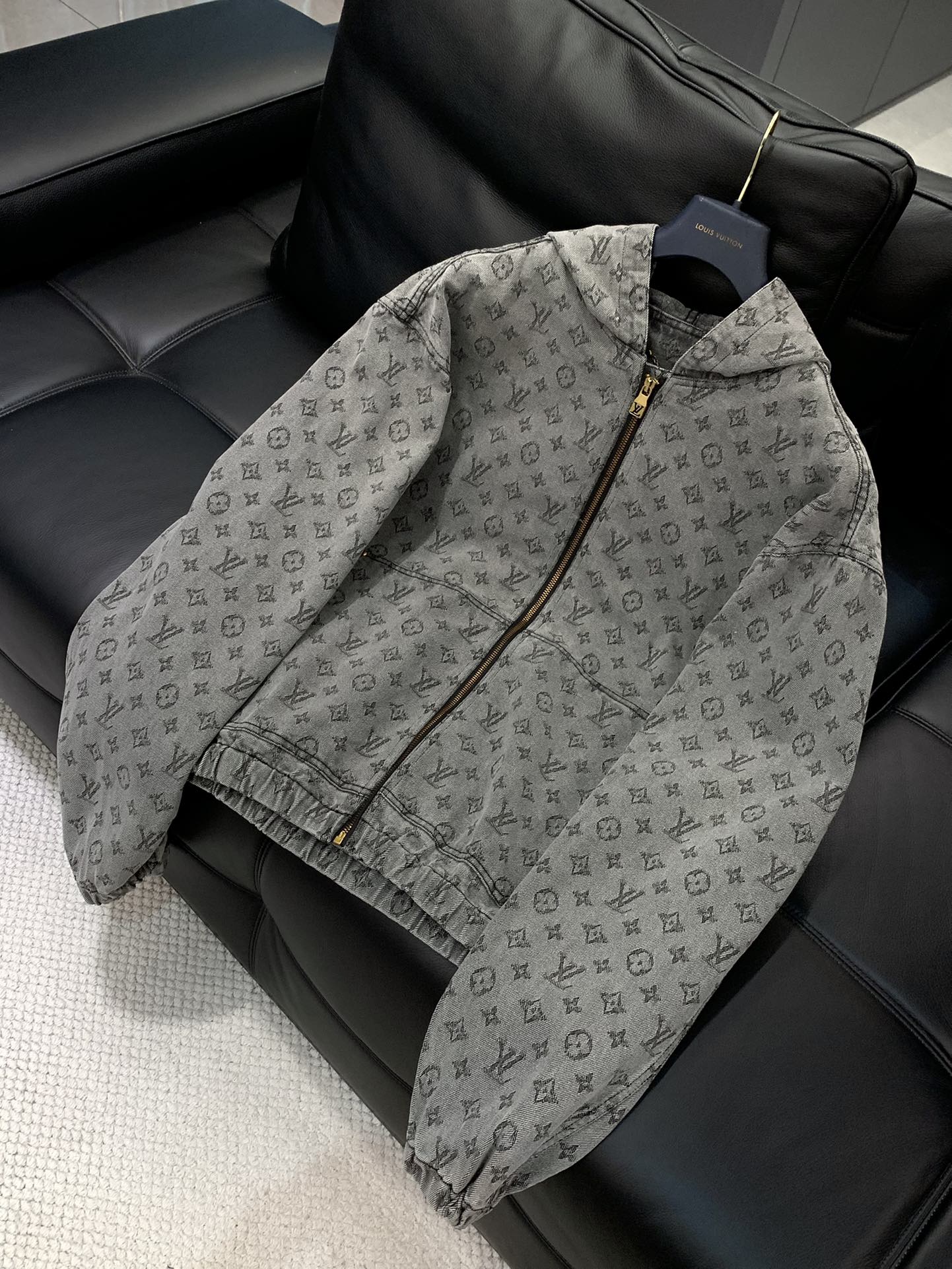 Louis Vuitton Unisex Jacket Size 46-52
