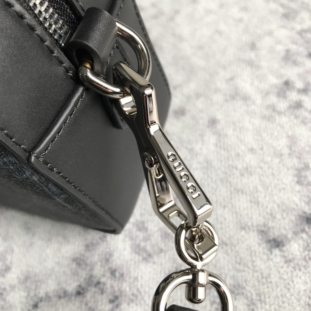 Gucci GG Supreme Black Men Shoulder Bags Size 24*15*7.5cm