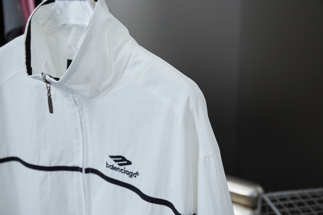 Balenciaga Waterproof jacket Size S-XL