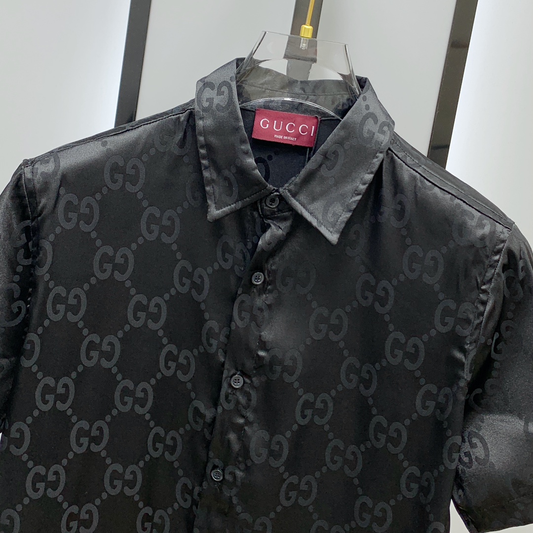 Gucci Sommeranzug Size M-XXL