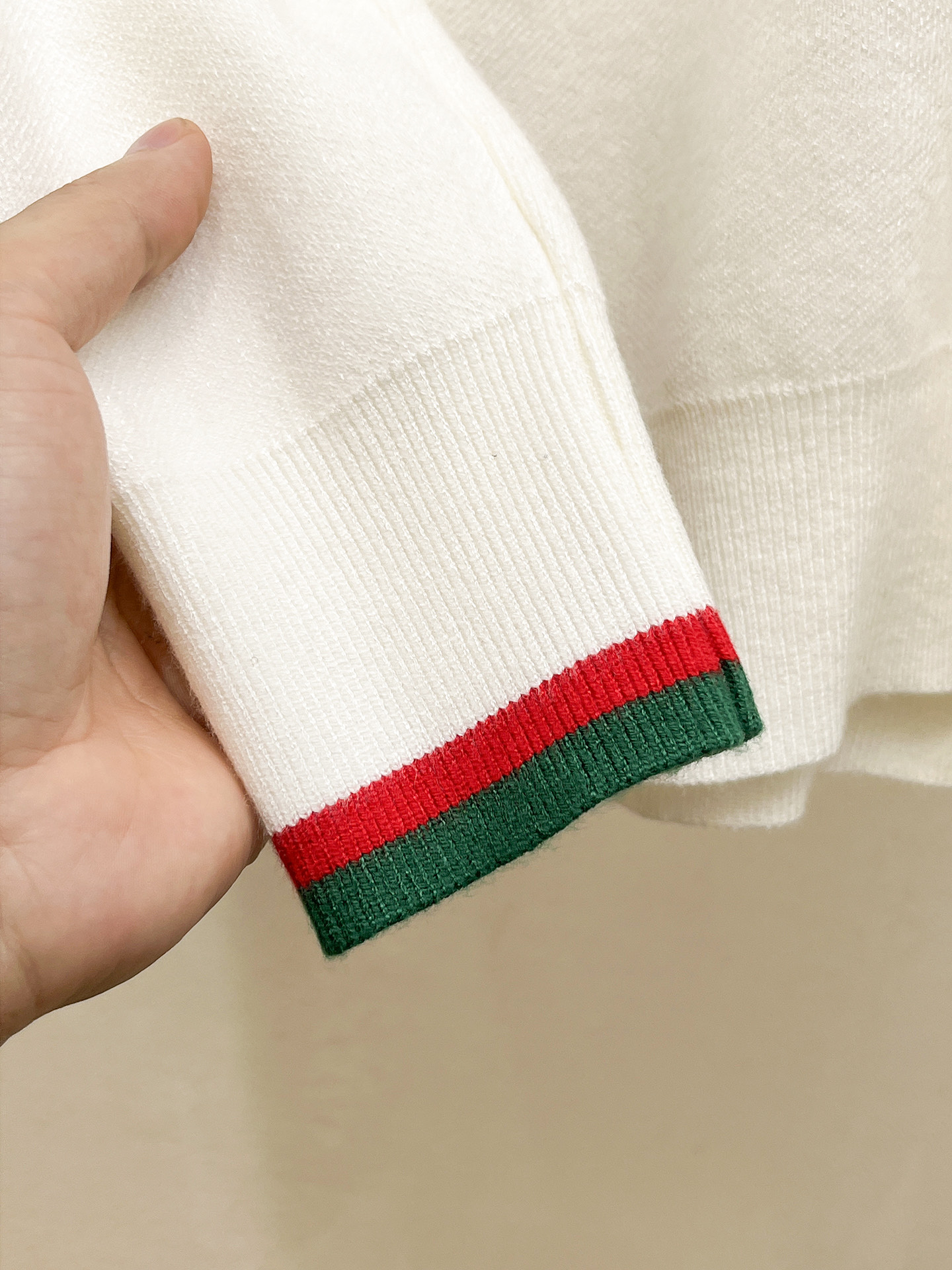 Gucci Unisex Sweatshirt Size M-XXXL