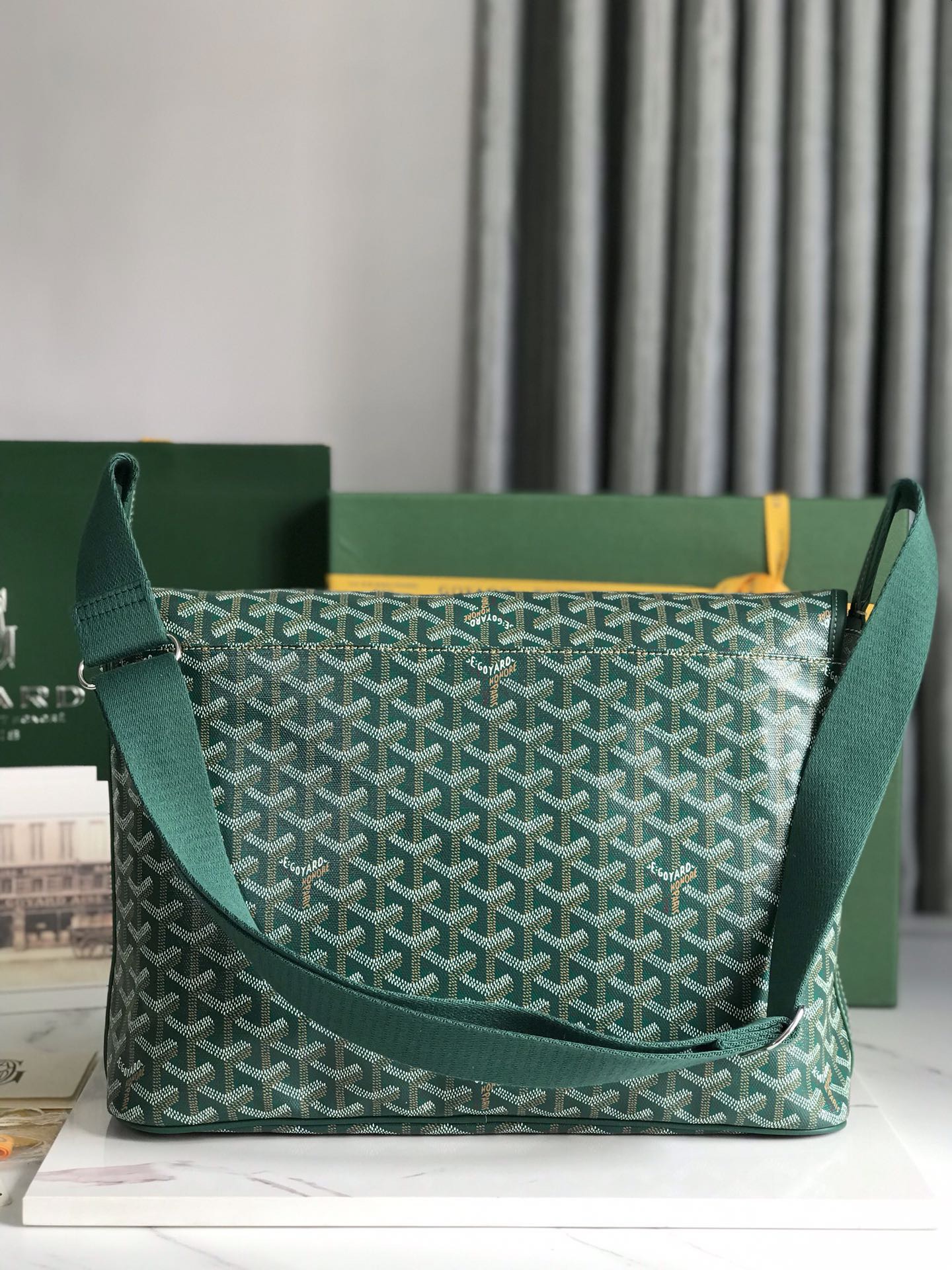 Goyard Citadin Shoulder Bags Size 35*26*7.5cm