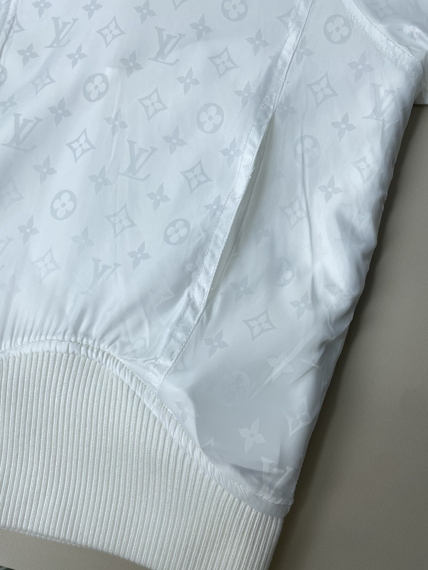 Louis Vuitton Unisex Jacket Size S-L