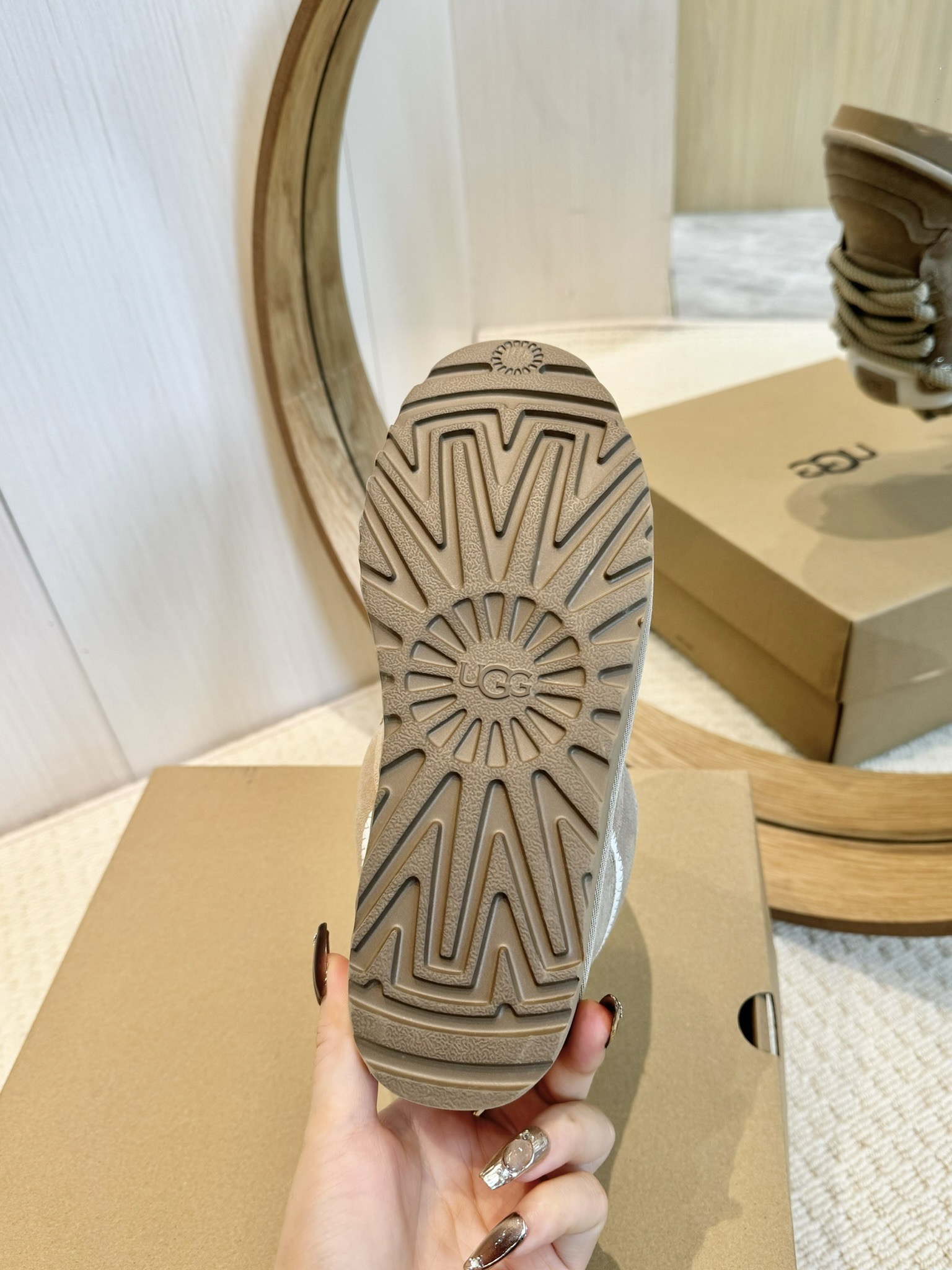 UGG Women Boots Size 35-40