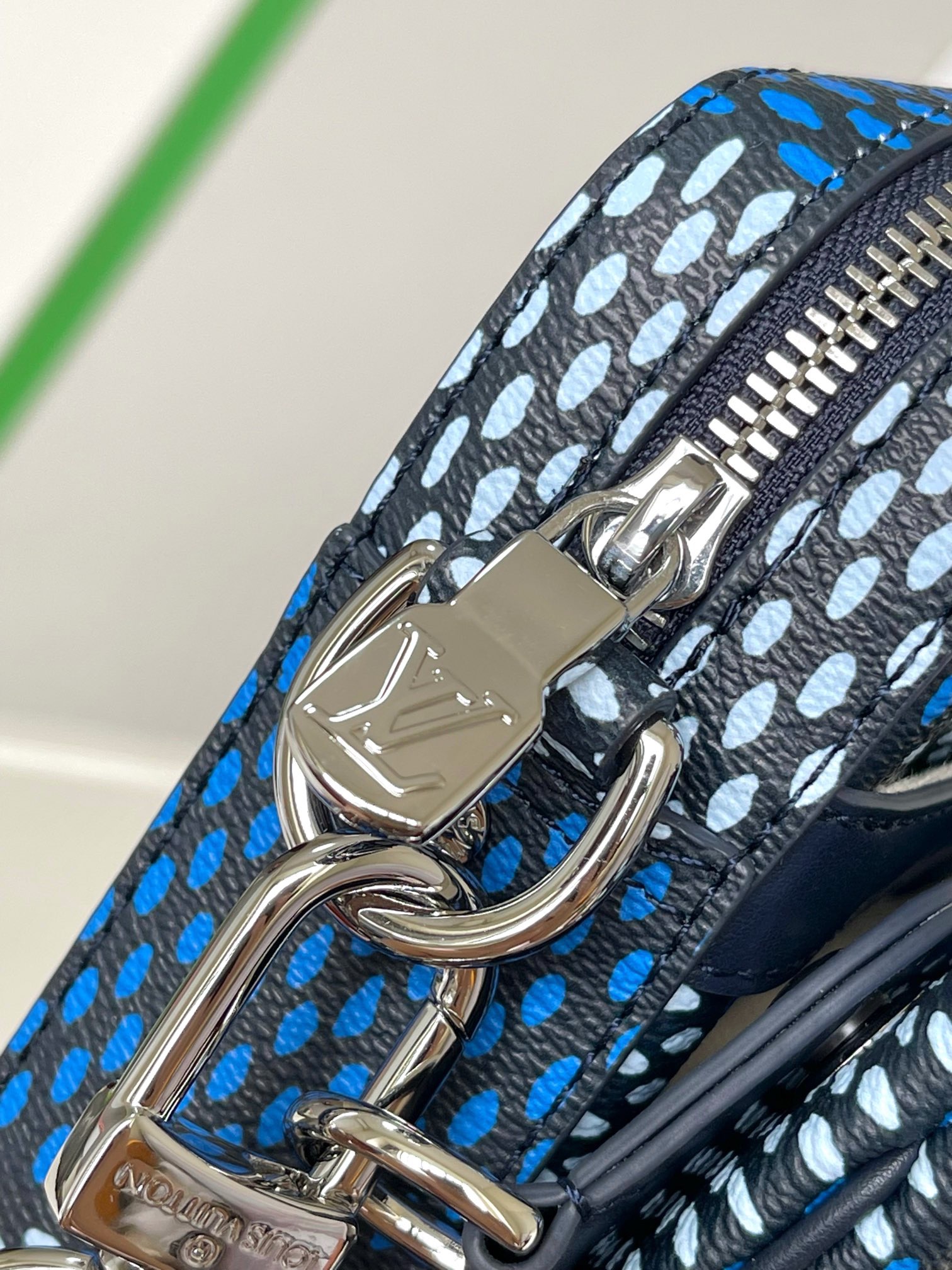 Louis Vuitton N40694 Trio Messenger Shoulder Bags Size 25*18.5*7cm