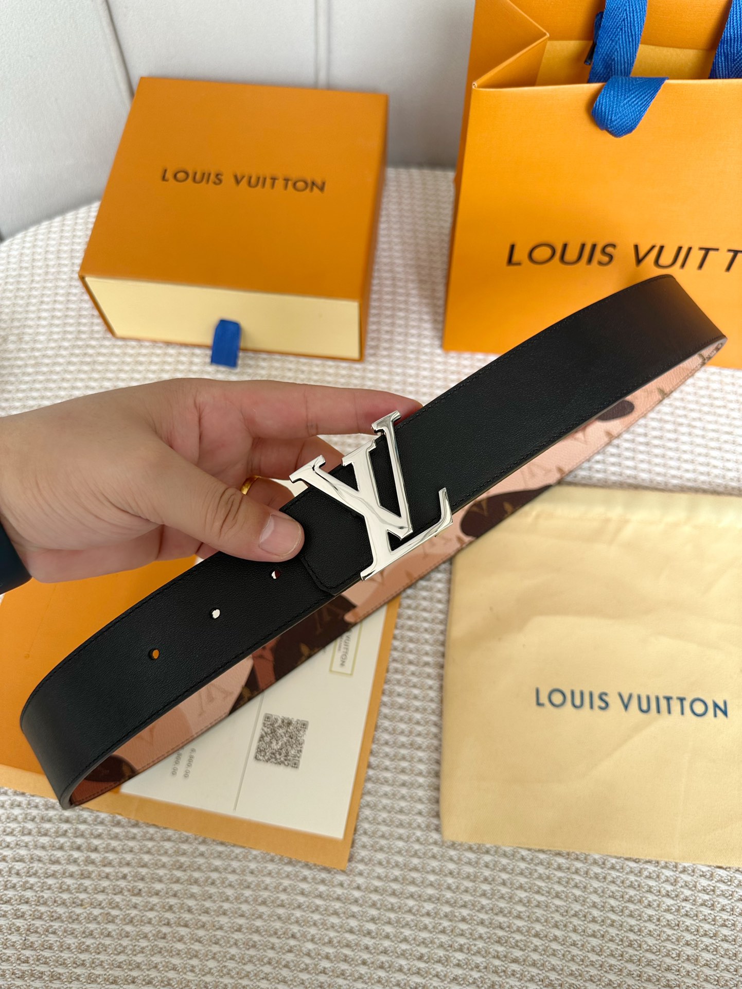 Louis Vuitton Men Belt Width 4cm