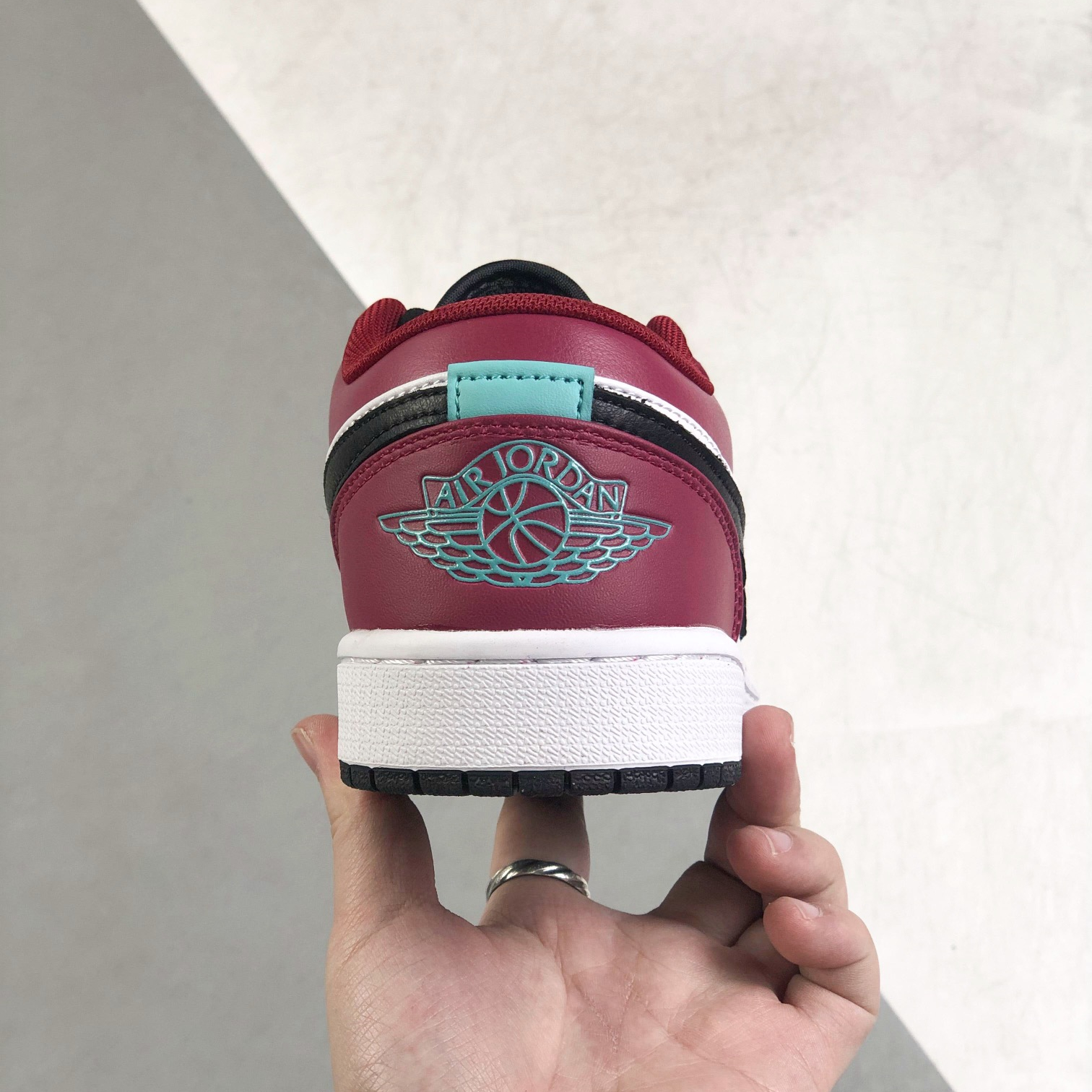 Nike Air Jordan 1 Low Top Sneakers Shoes Gr. 36-46