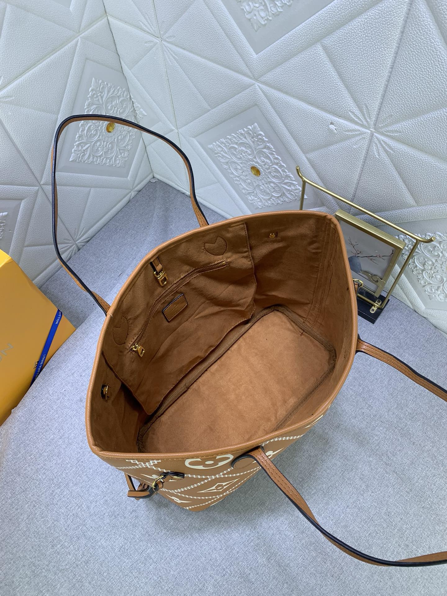 Louis Vuitton Shopping Bags 31*28*14cm