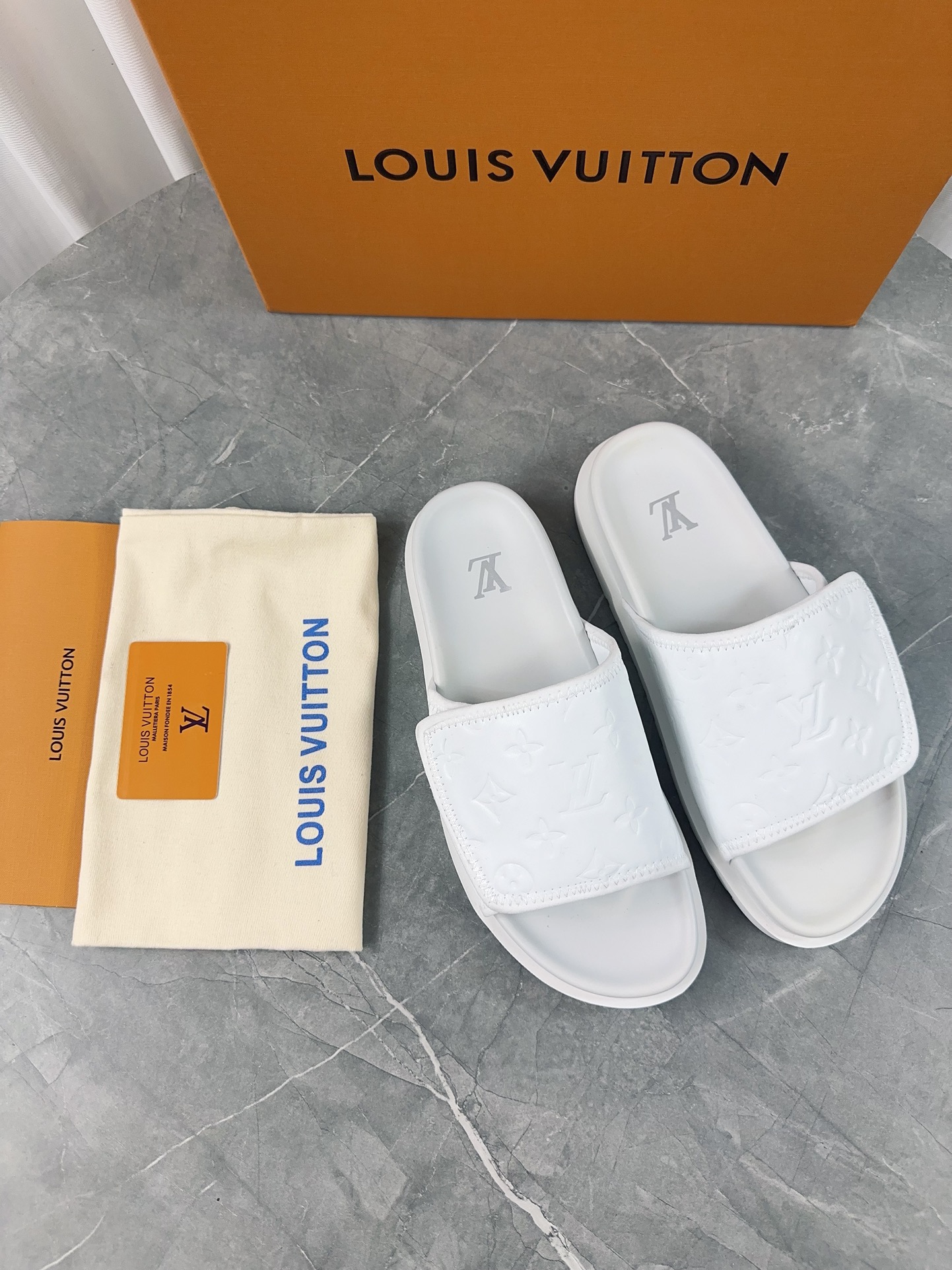 Louis Vuitton 2024ss Slippers Size 40-46