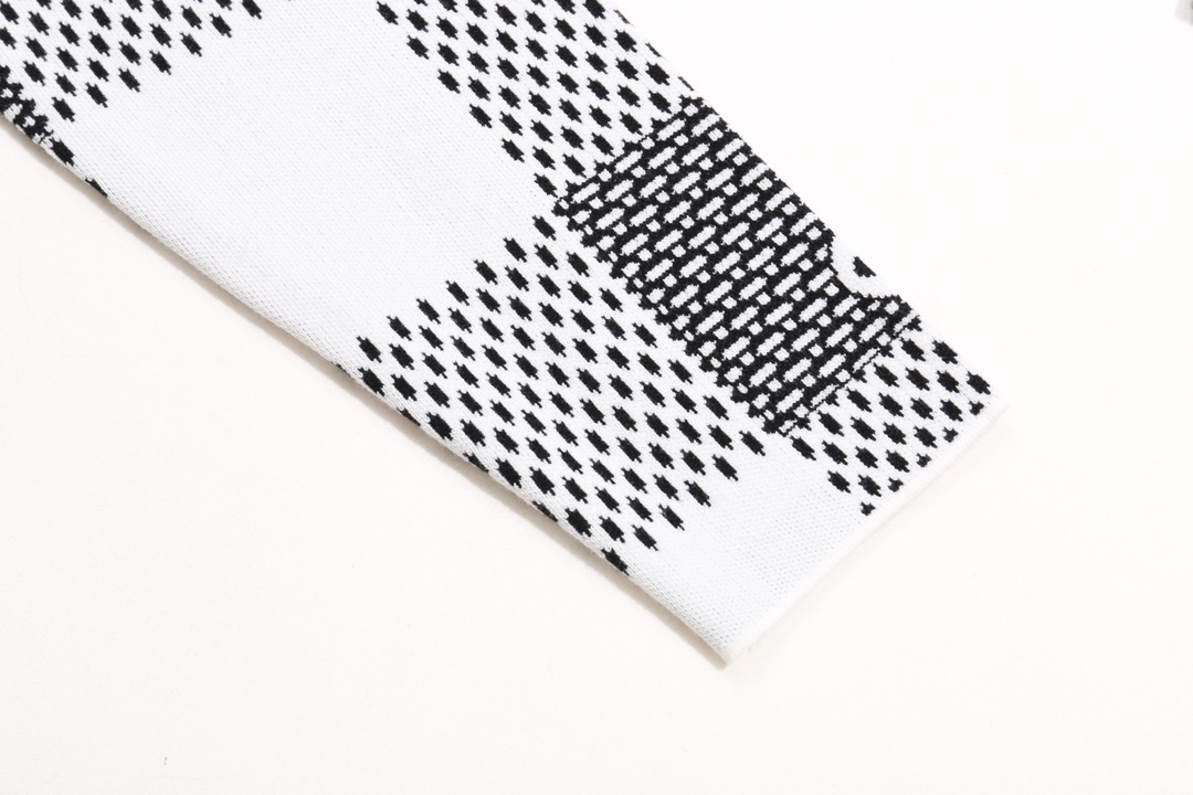 Louis Vuitton Unisex Sweatshirt Size S-XL