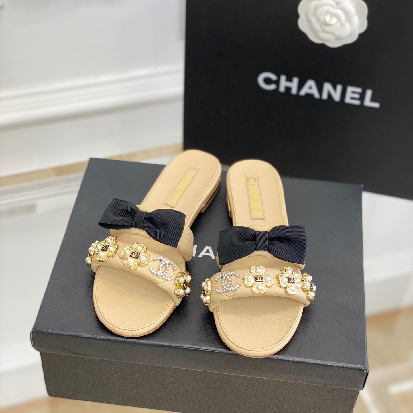 Chanel 2023 New Slippers Size 35-41 3-Color
