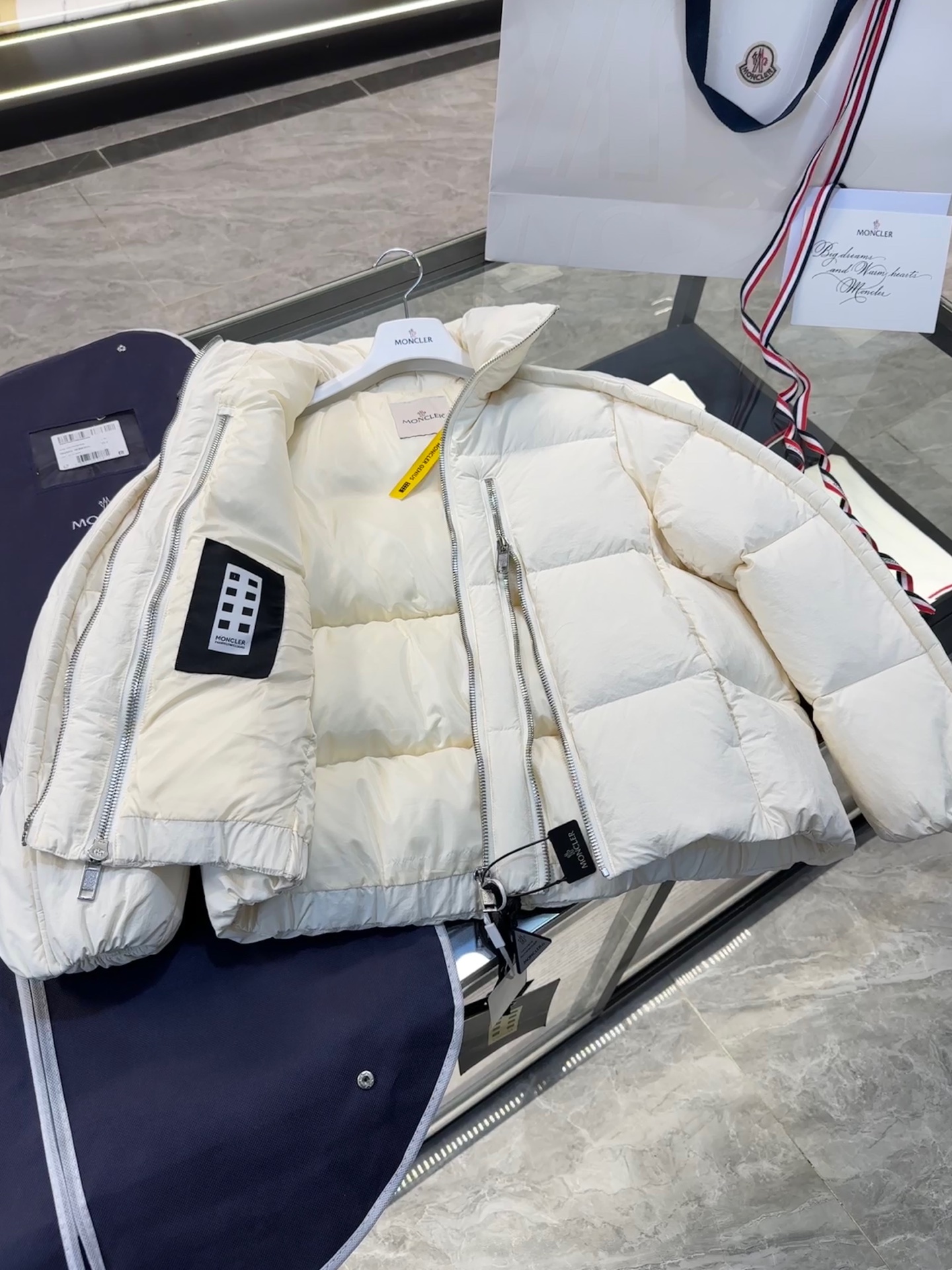 Moncler x Willow Smith YAEL Women Down Jacket Size S-L