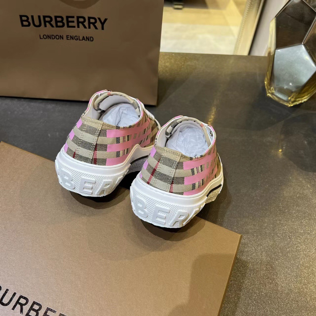 Burberry Sneaker Size 36-45