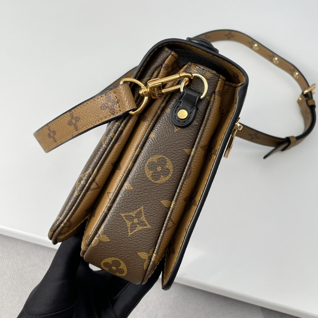 Louis Vuitton M44875 M44876 Pochette Métis Women Bags Size 25*19*7cm