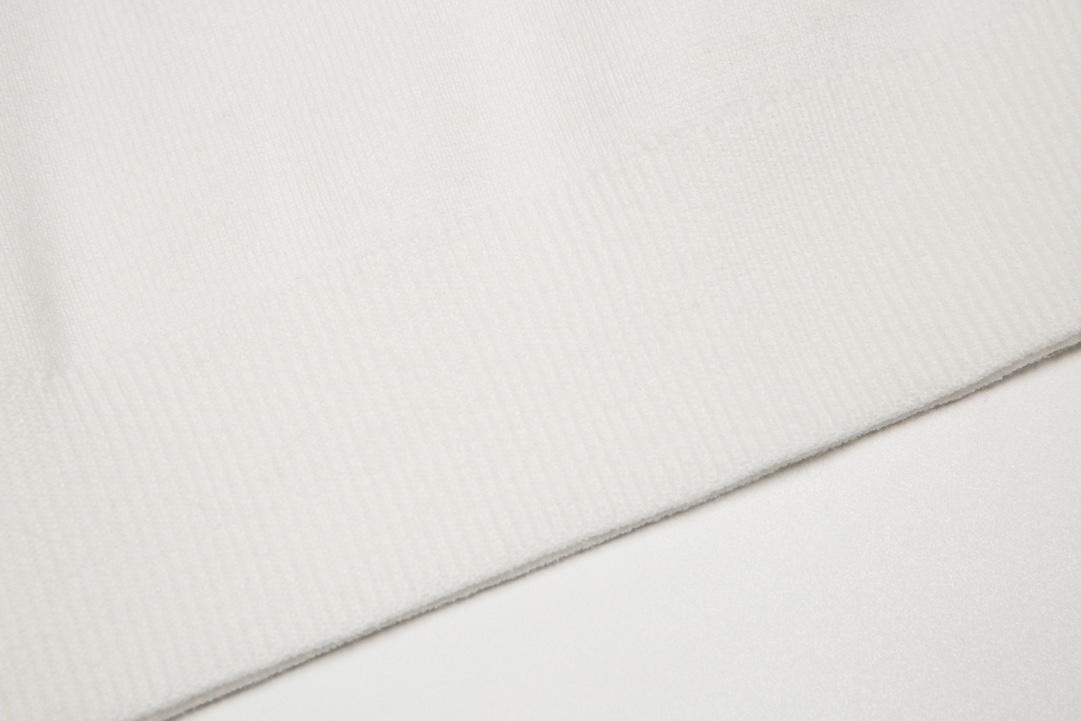 Thom Browne Unisex Sweatshirt Size S-XL