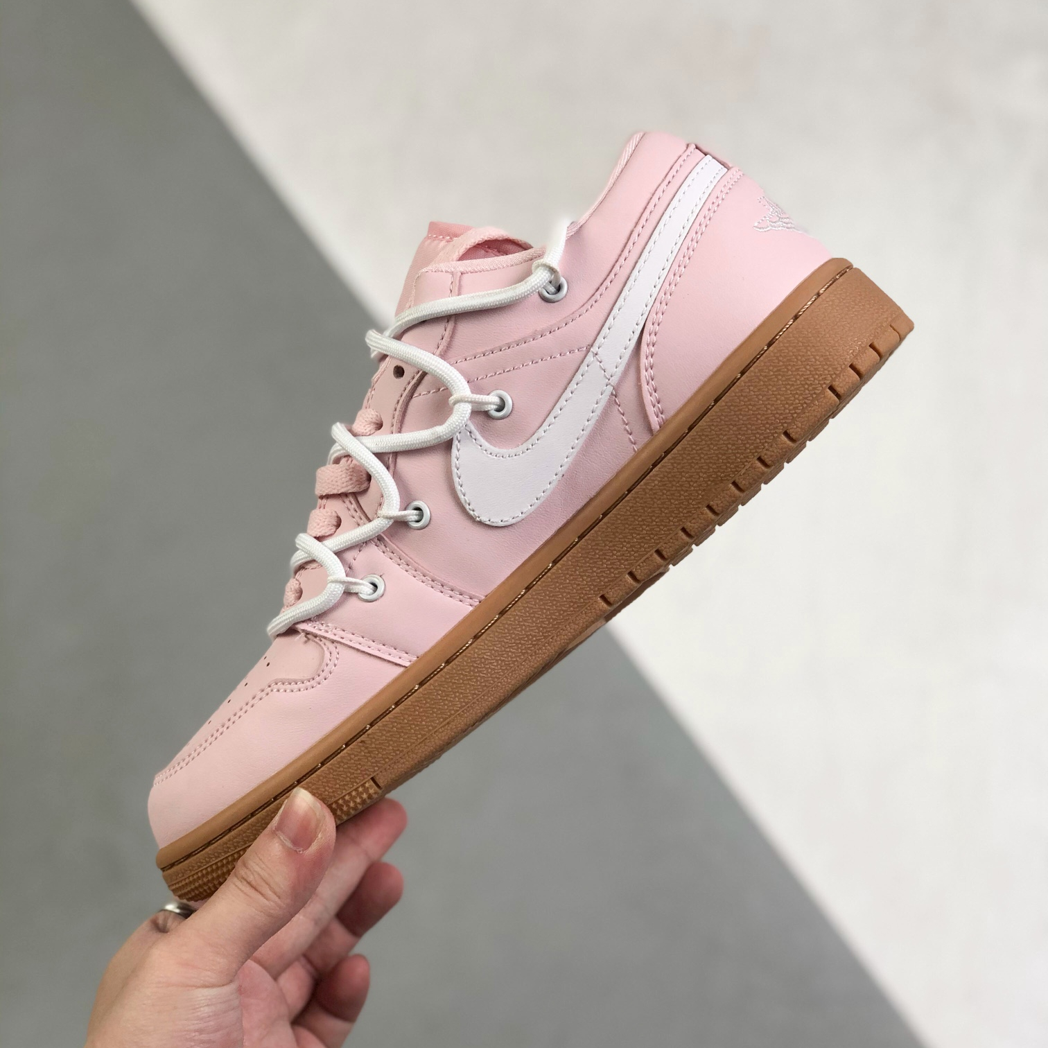 Nike Air Jordan 1 x OFF White Low Top Sneakers Shoes Gr. 36-46