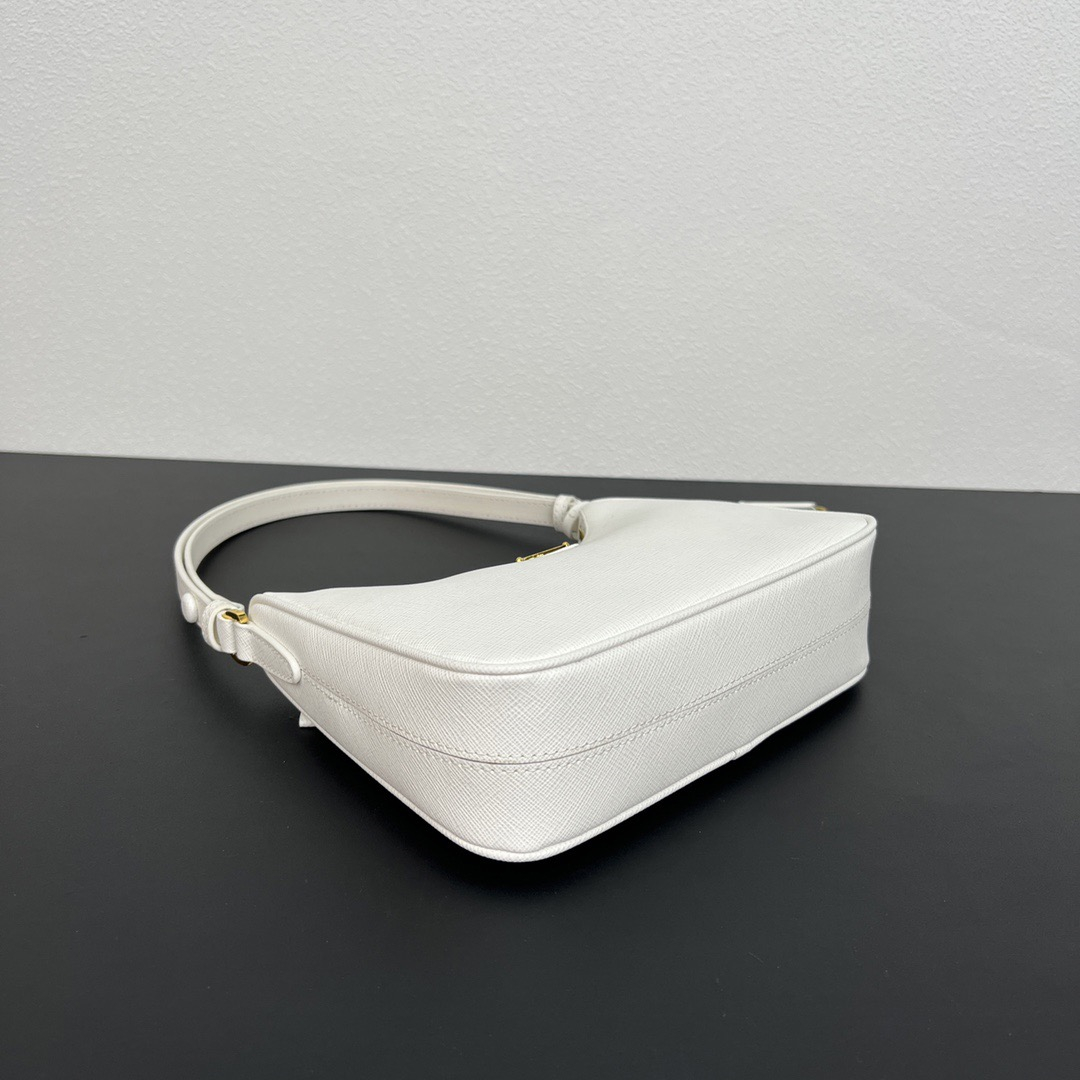 Prada 1BC204 Saffiano Leather Shoulder Bags Size 22*18*6cm