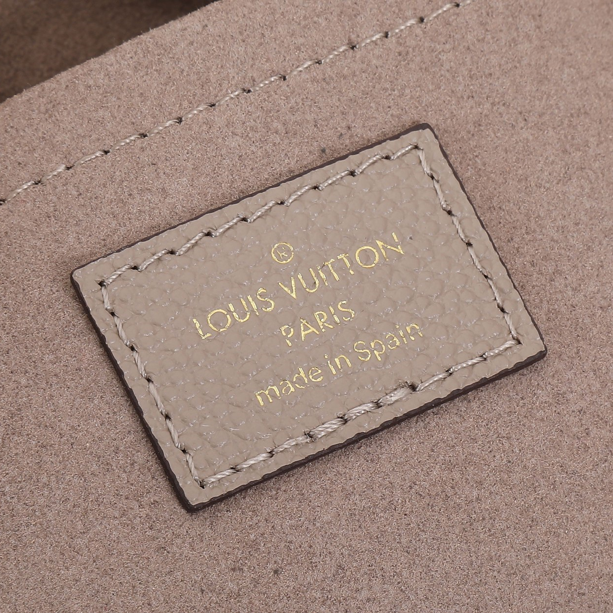 Louis Vuitton M46112 Bagatelle Women Bags Size 22*14*9cm