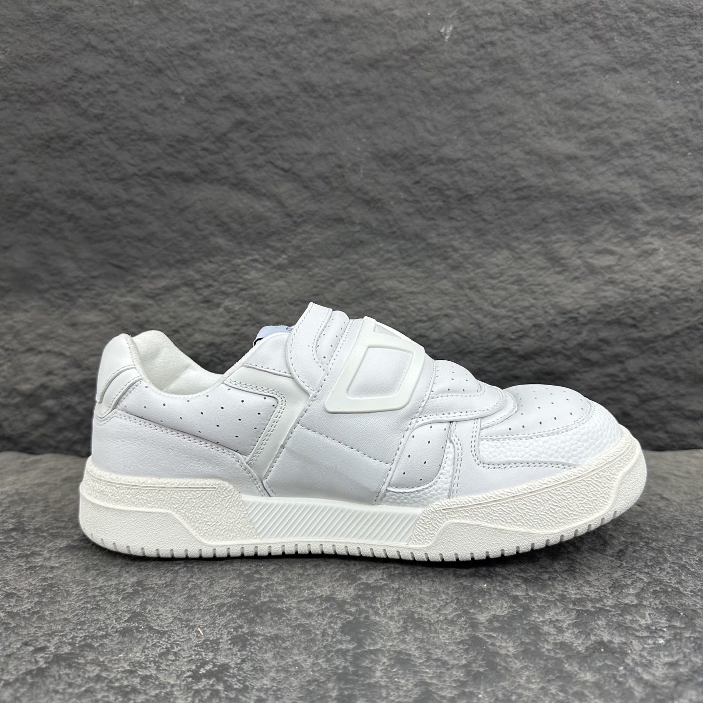 Valentino Joie De Jouer Sneaker Size 36-46