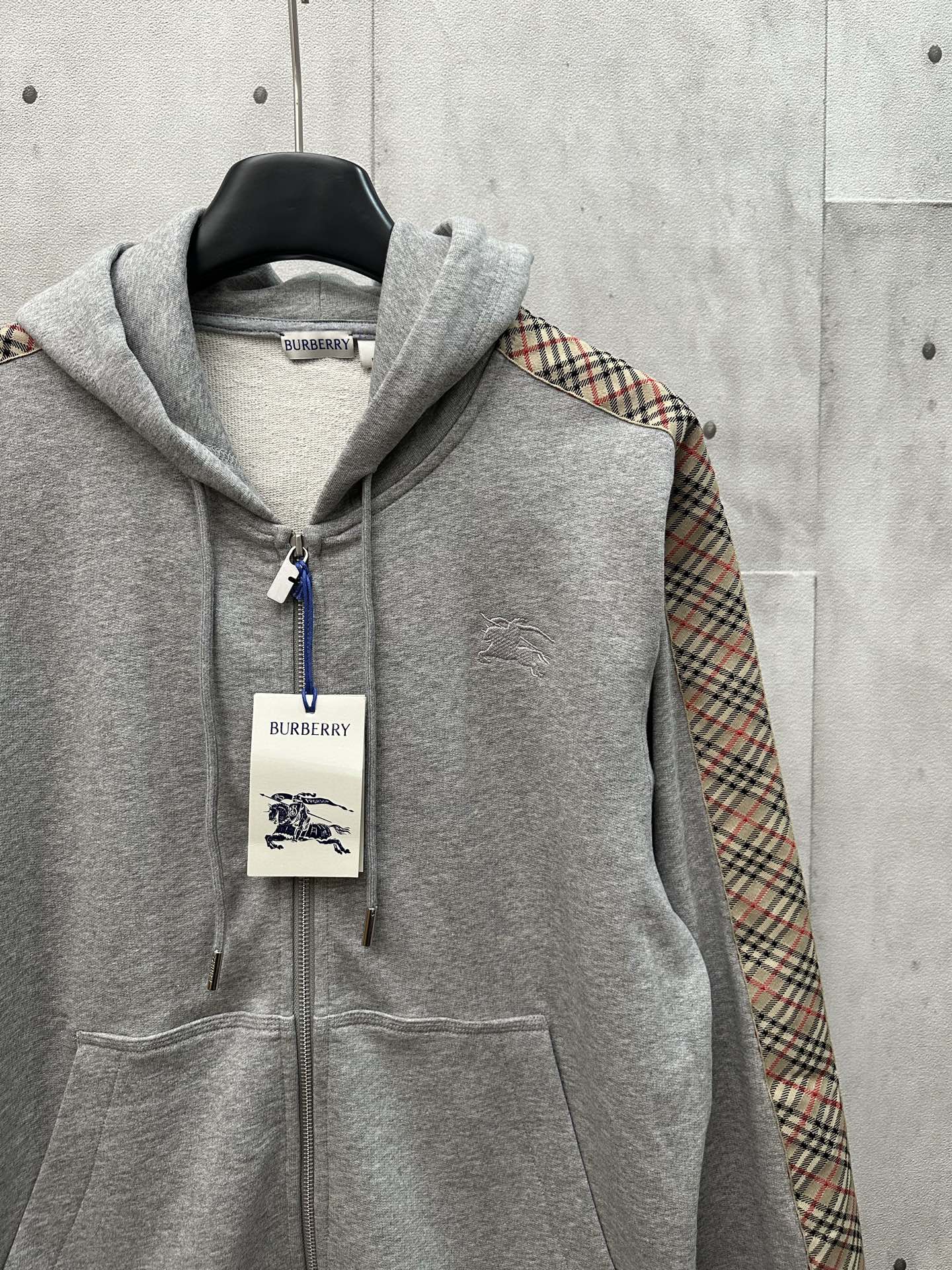 Burberry Unisex Jacket Size S-XL