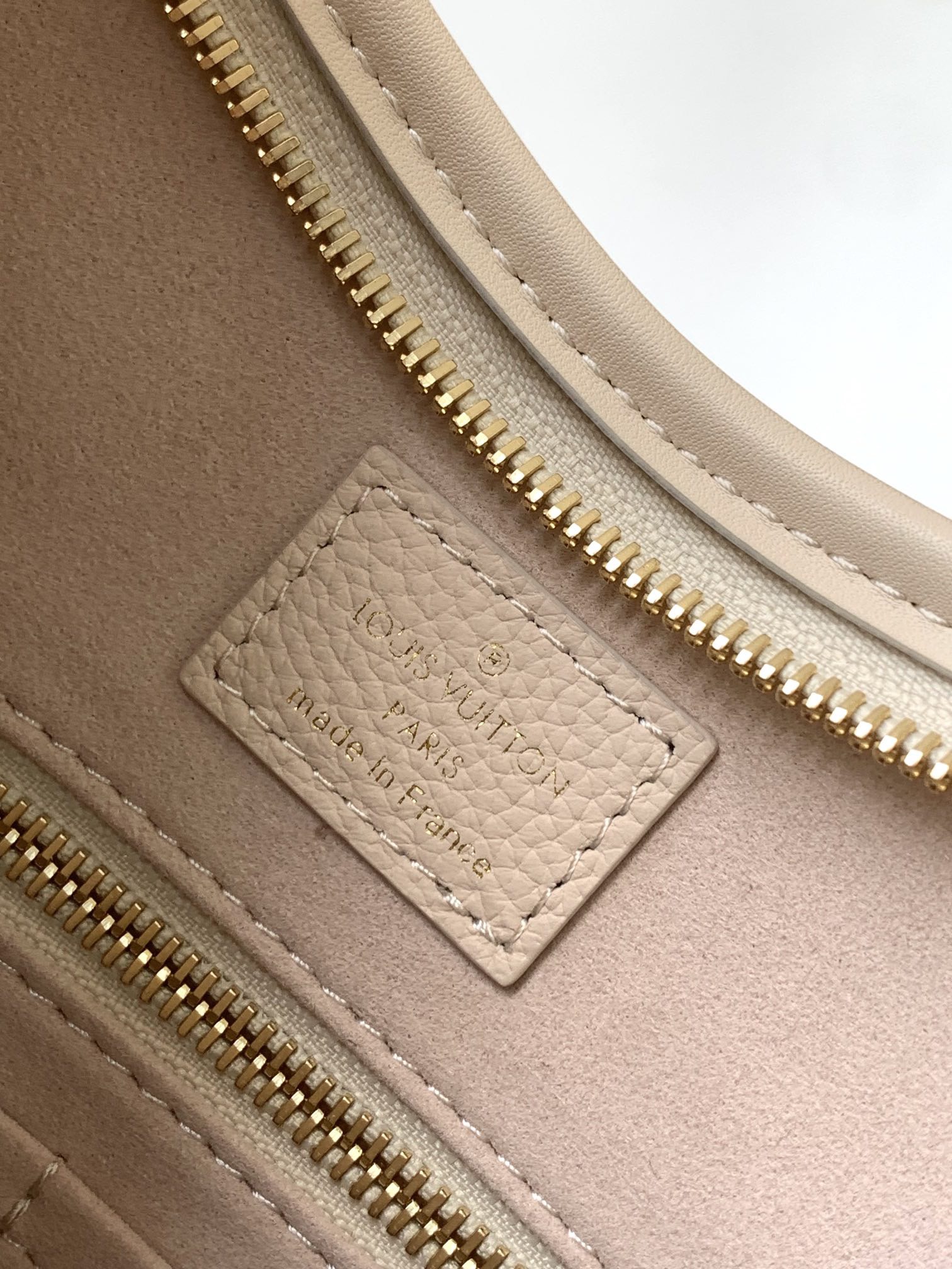 Louis Vuitton M24652 CarryAll Women Bags Size 29*24*12cm