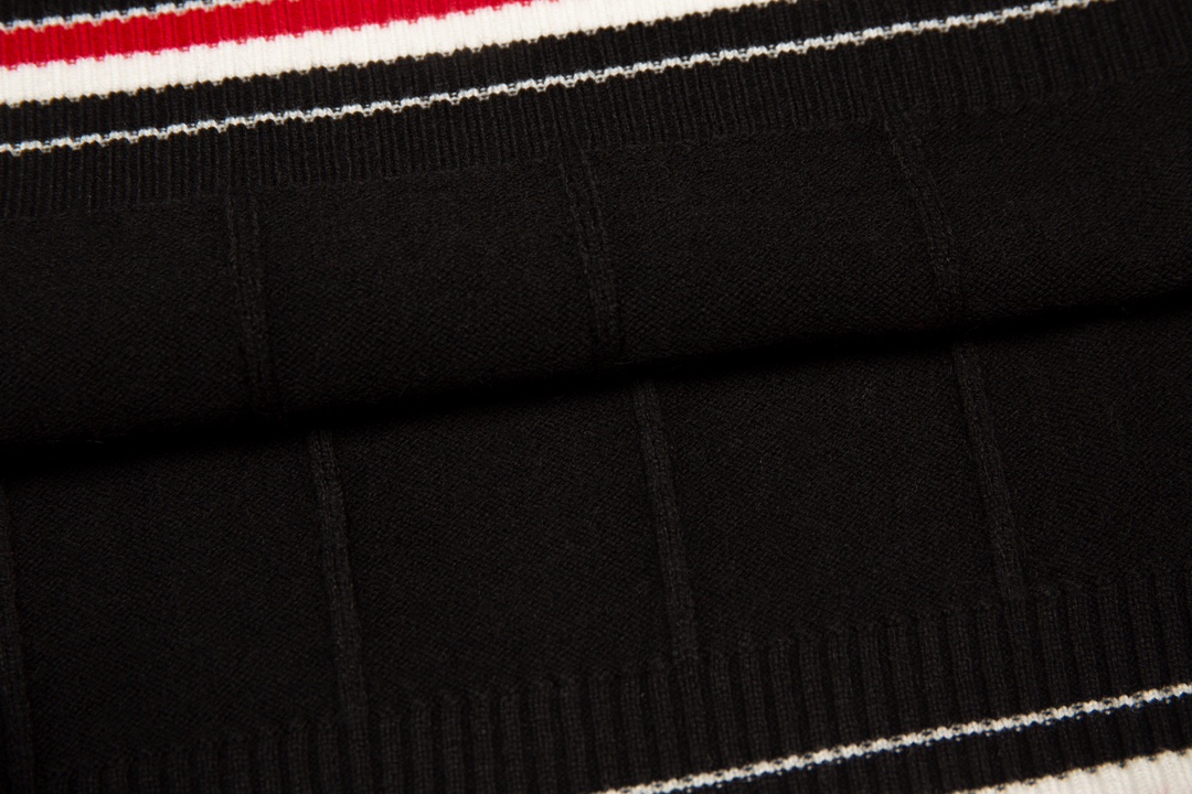 Thom Browne Unisex Sweatshirt Size S-XL