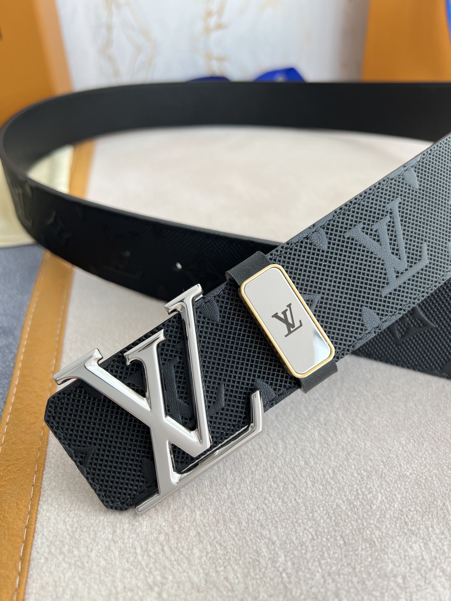 Louis Vuitton Men Belt Width 3.8cm