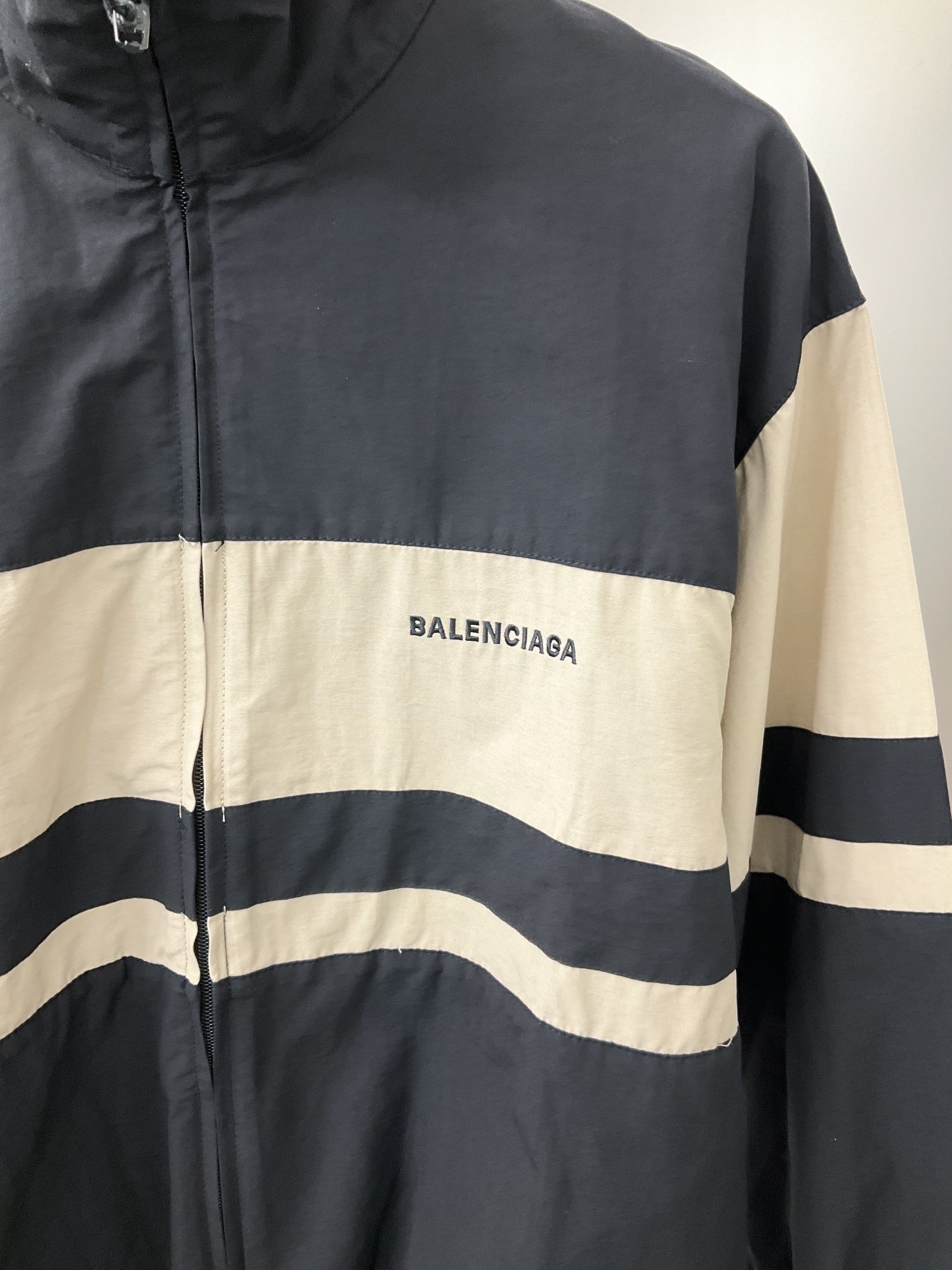 Balenciaga New Jacket Size S-XL