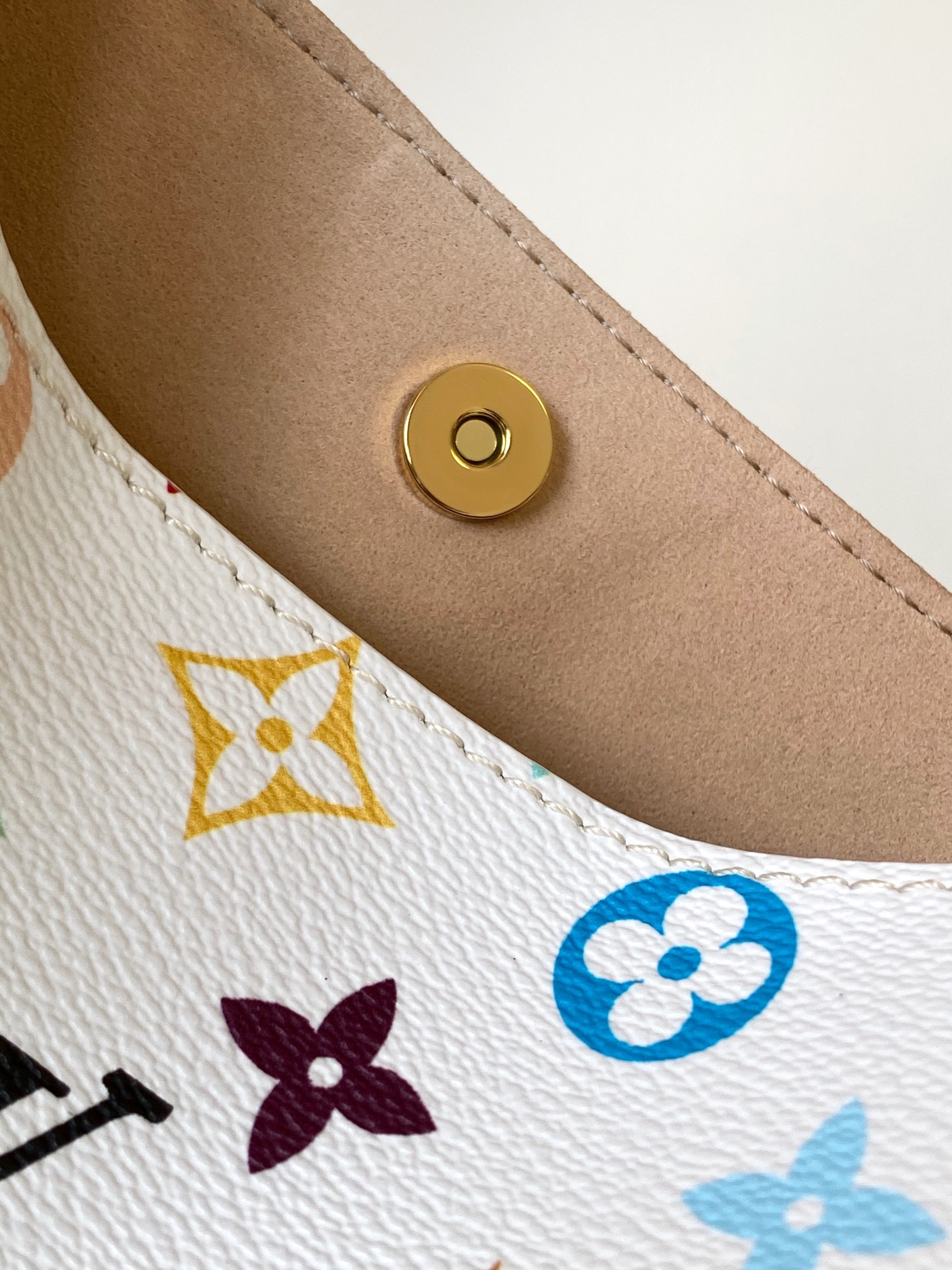 Louis Vuitton M13089 Women Shoulder Bags Size 16*18*12cm