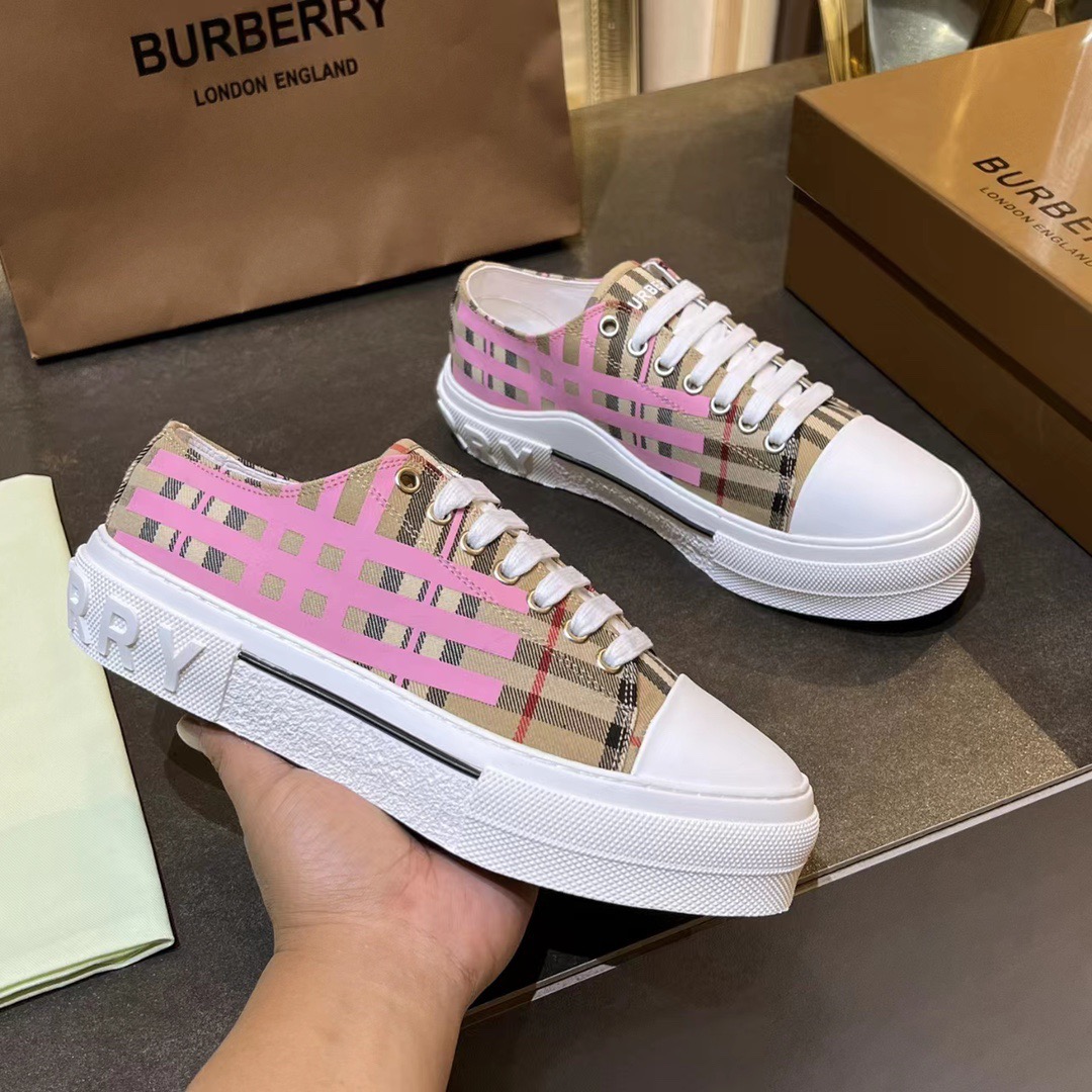 Burberry Sneaker Size 36-45